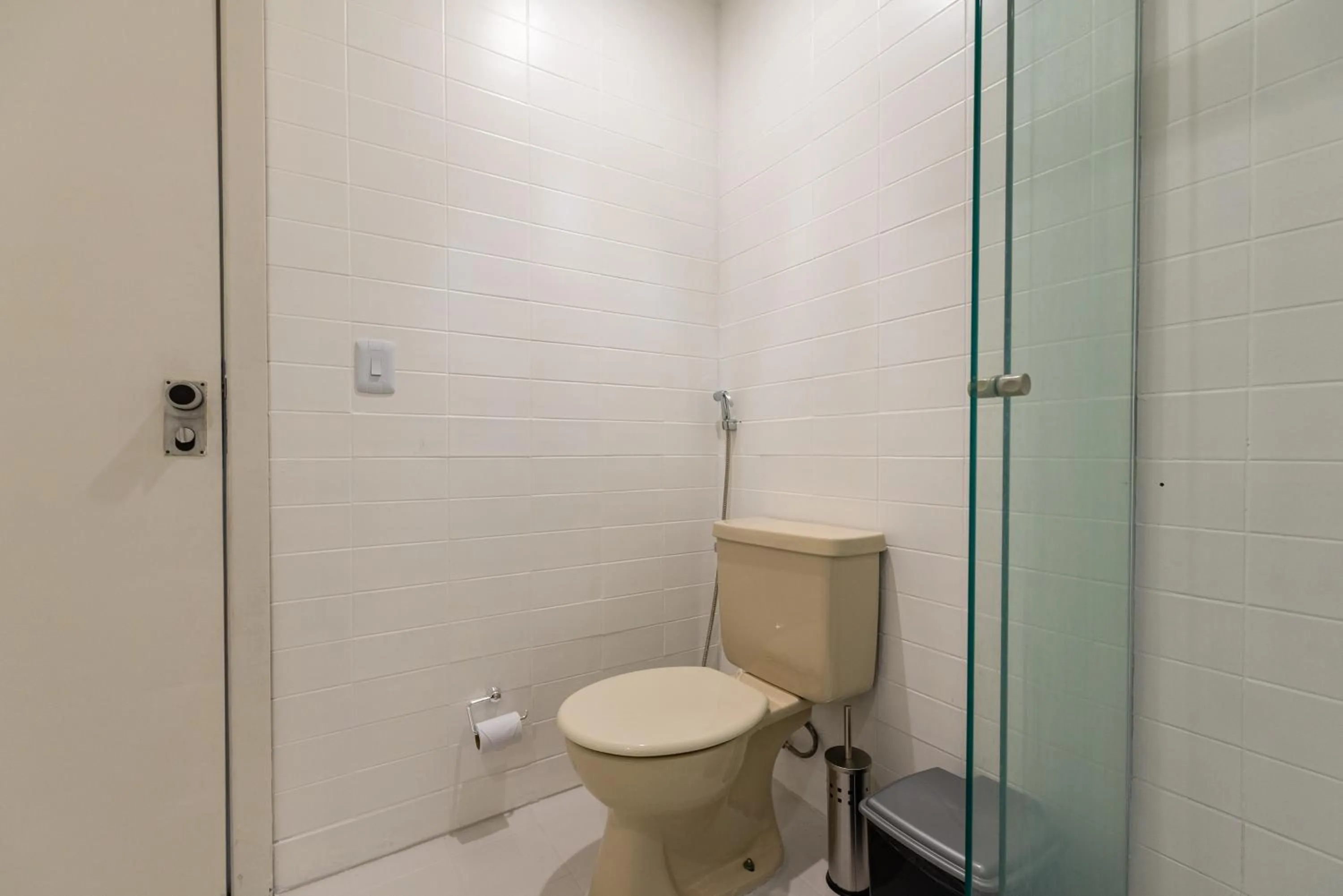 Bathroom in Metropolitan Flats