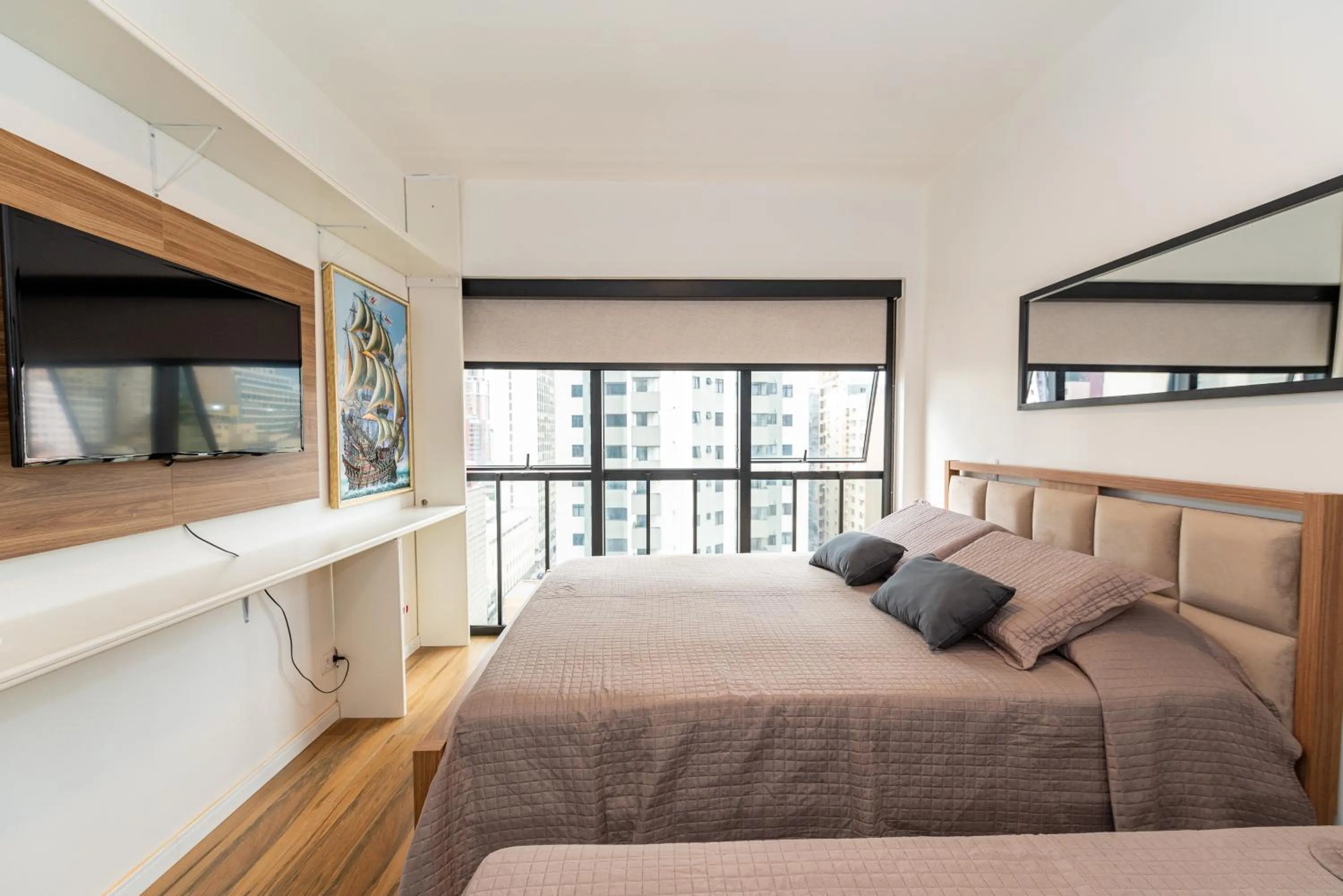 Bed in Metropolitan Flats