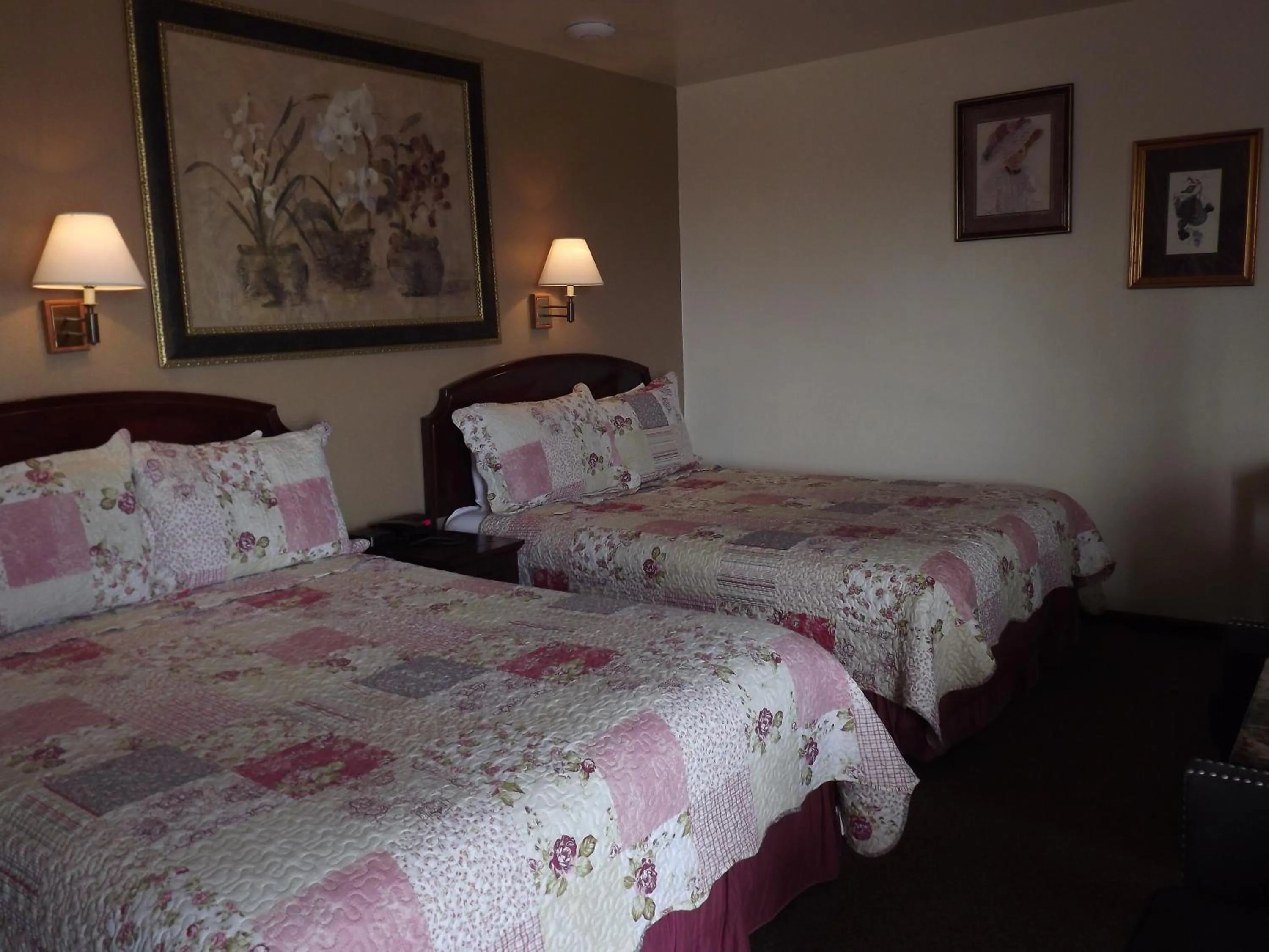 Bed in Crest Country Inn