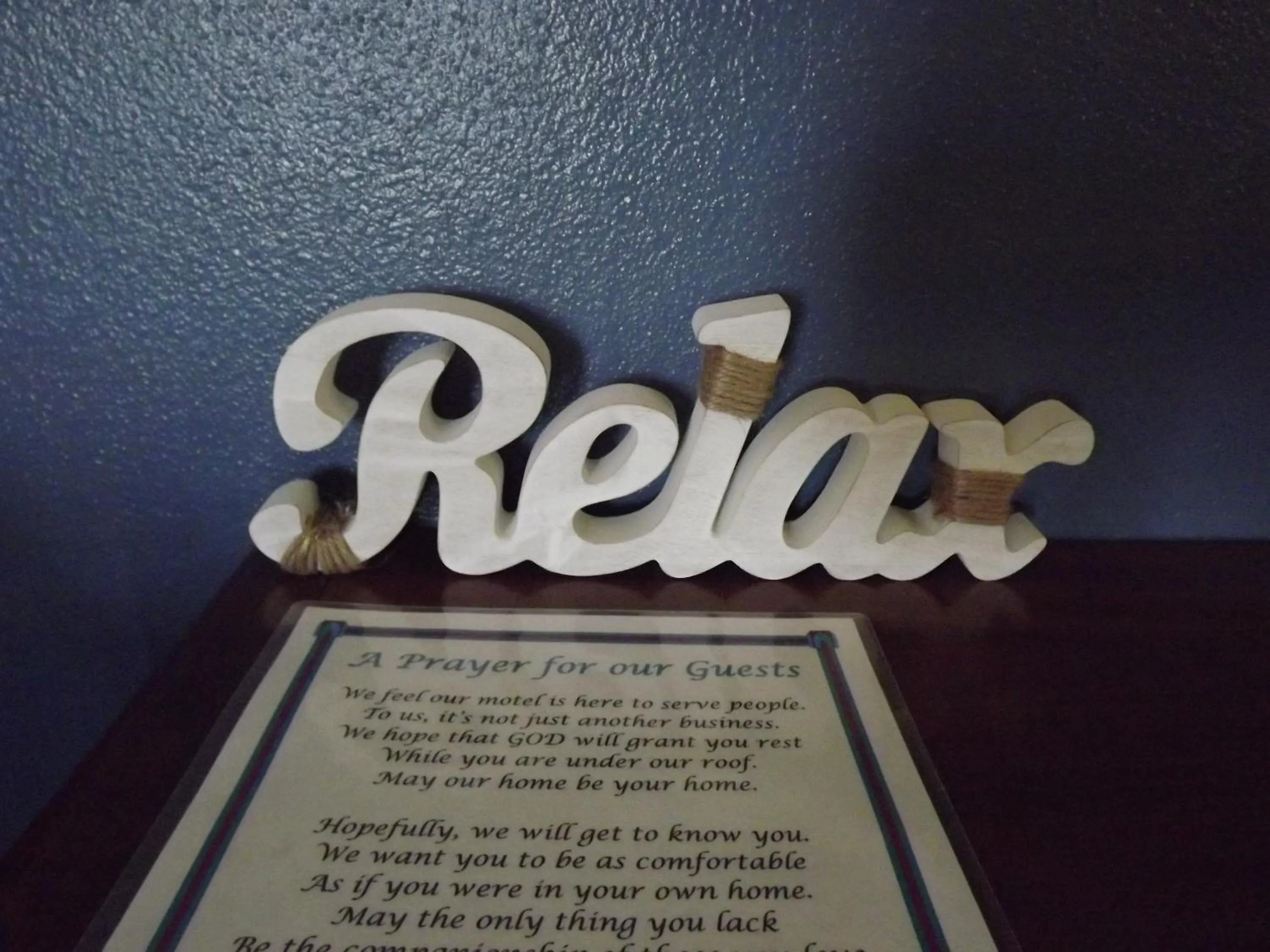 Decorative detail in Crest Country Inn