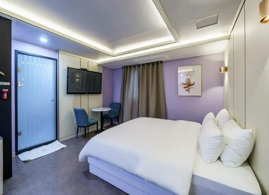 Bed in G7 Hotel Bed in G7 Hotel