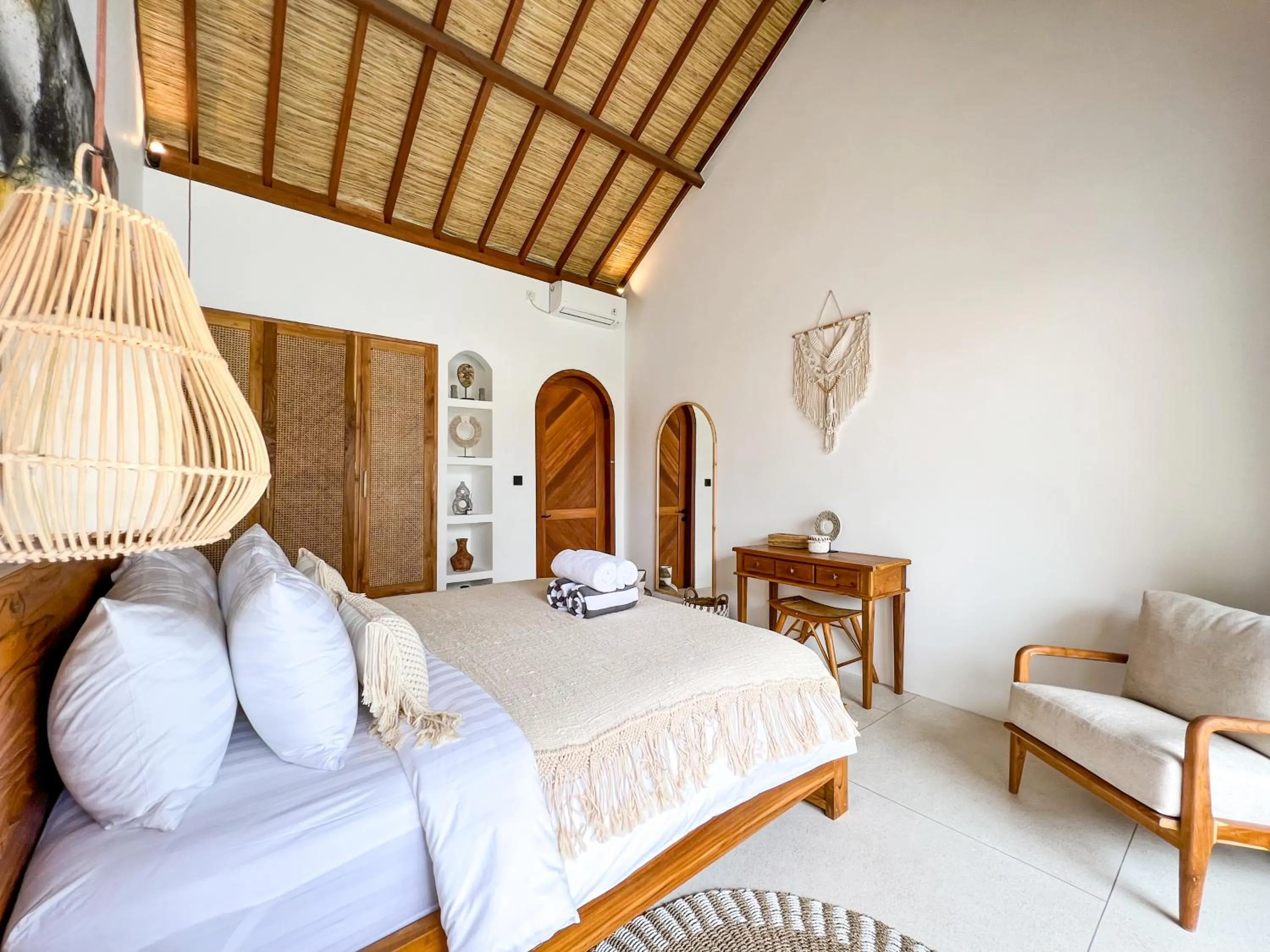 Bed in La Grace Villa