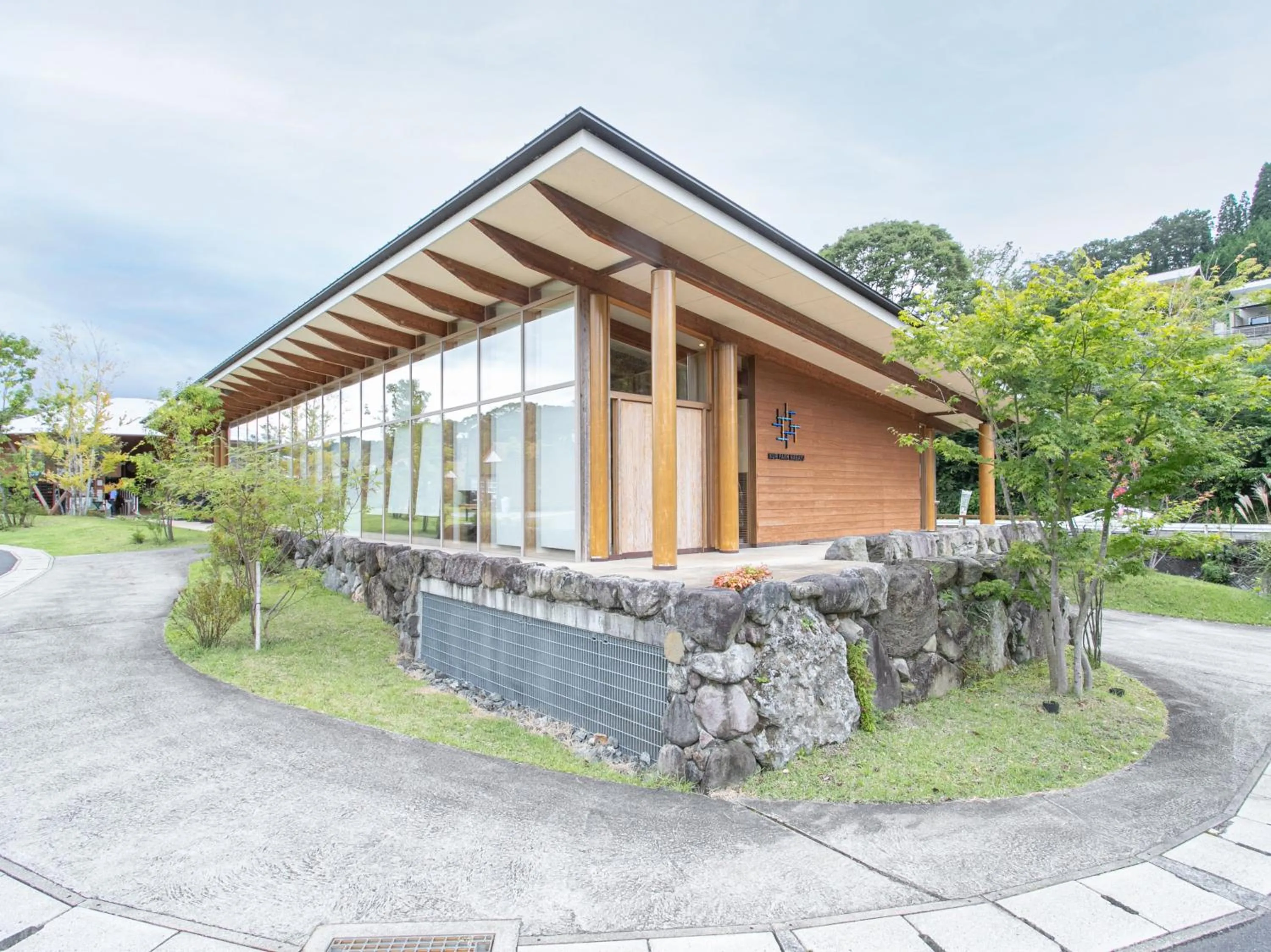 Restaurant/places to eat in Kur Park Nagayu