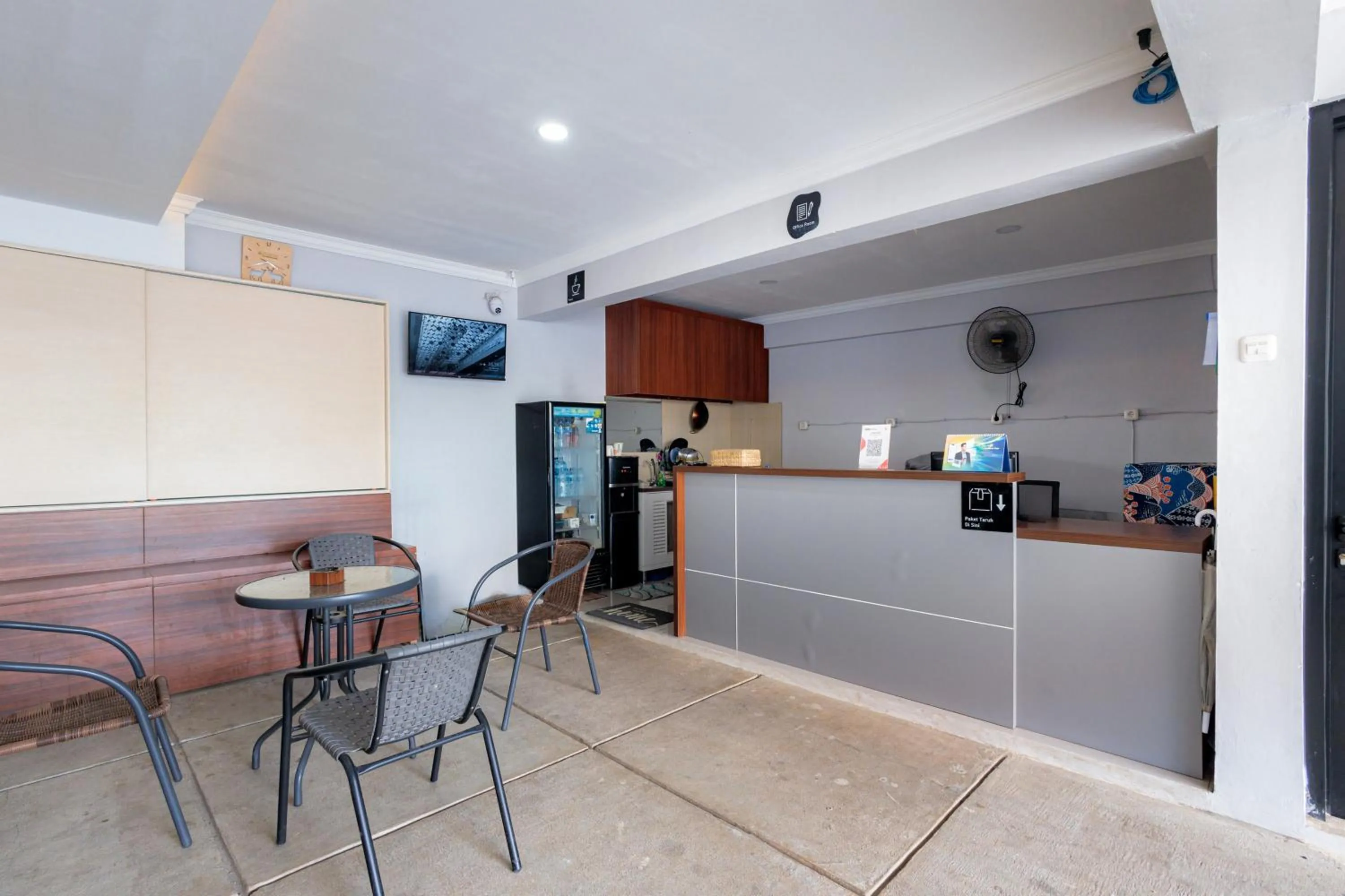 Lobby or reception in D Twinz House Syariah Redpartner
