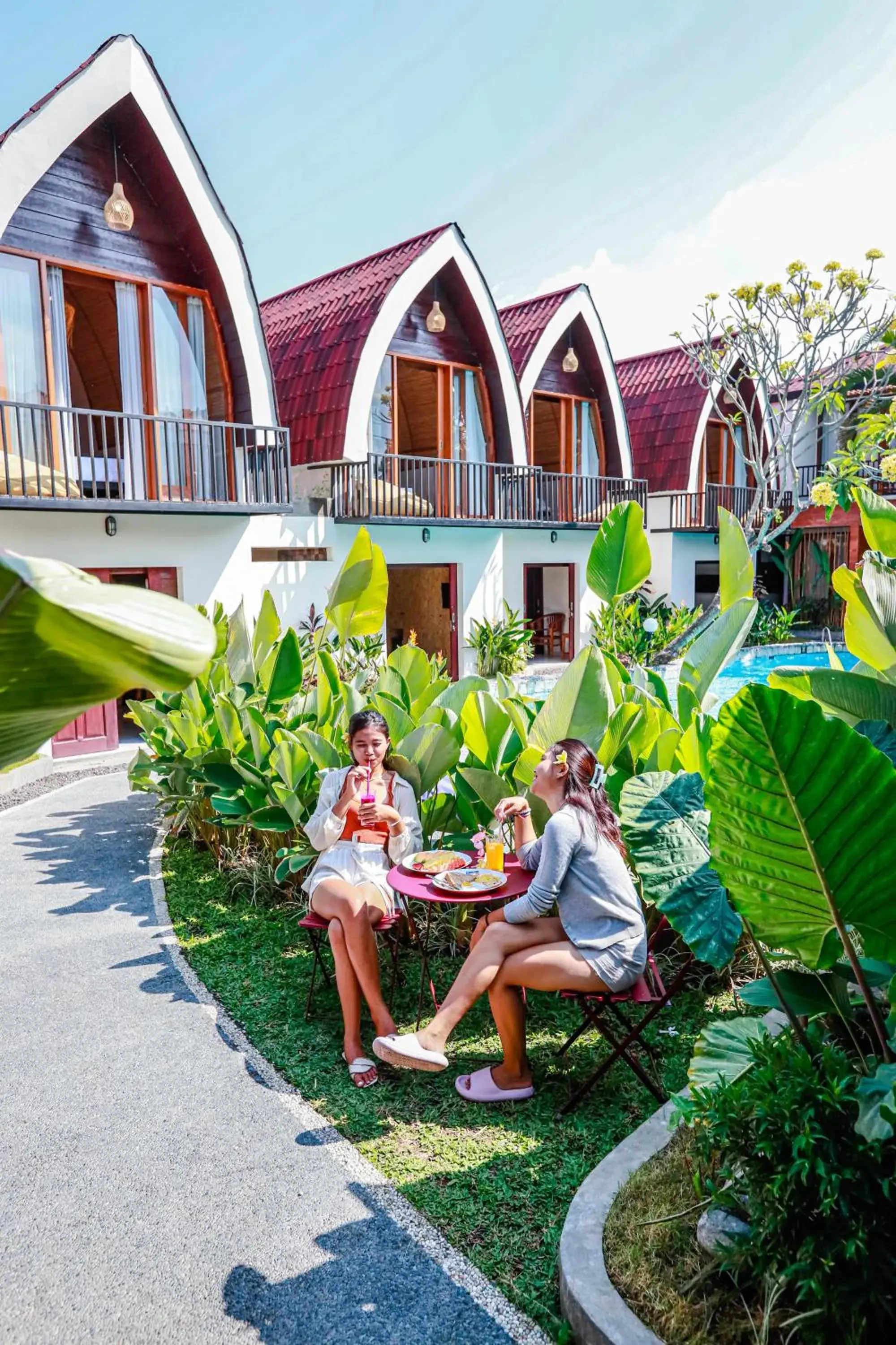 Double Room with Pool View in Neo Bintang Bungalow Cafe and Pool Double Room with Pool View in Neo Bintang Bungalow Cafe and Pool