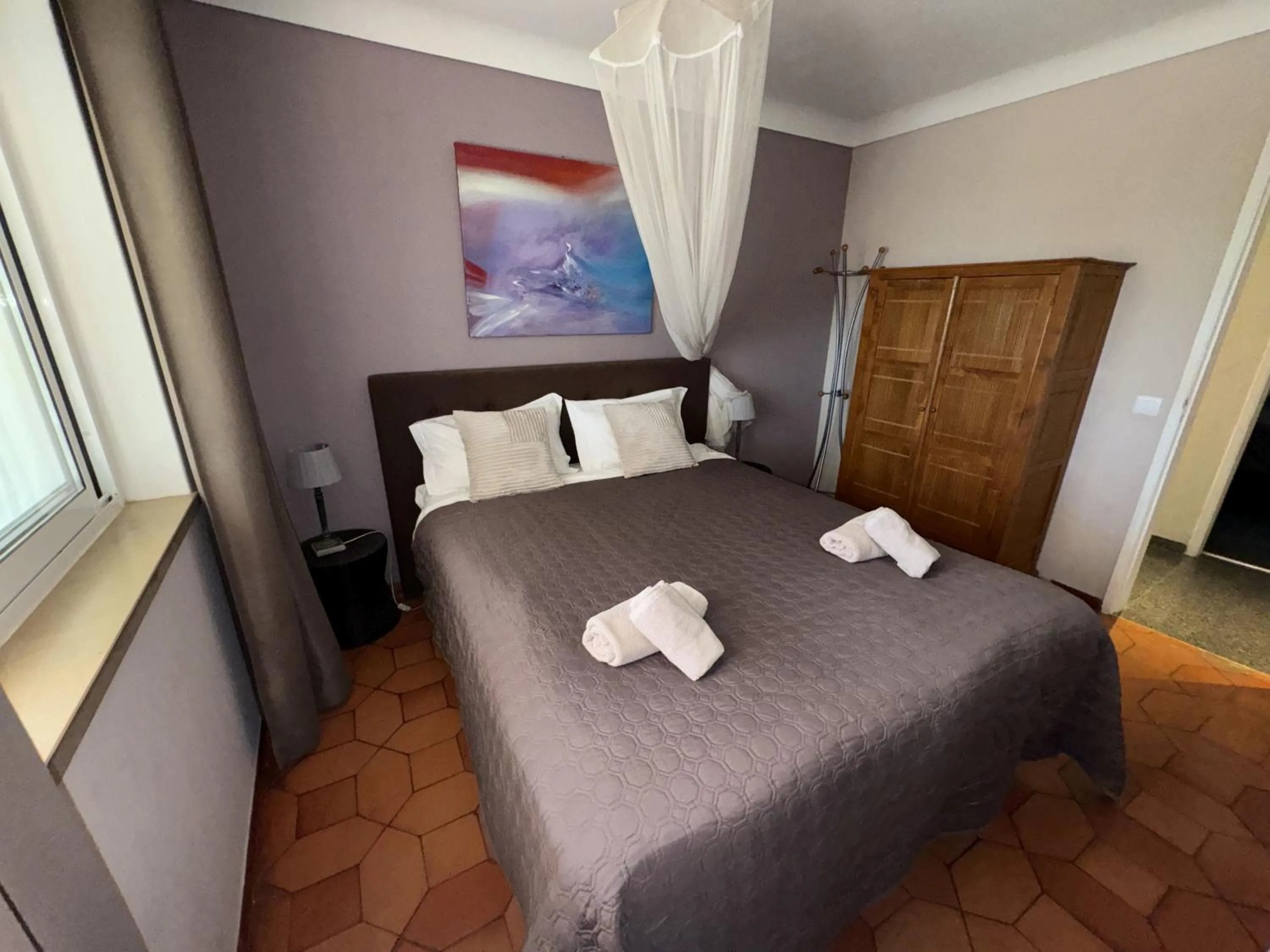 Bed in Beach House Lagos - Beachhouselagos - Meia Praia
