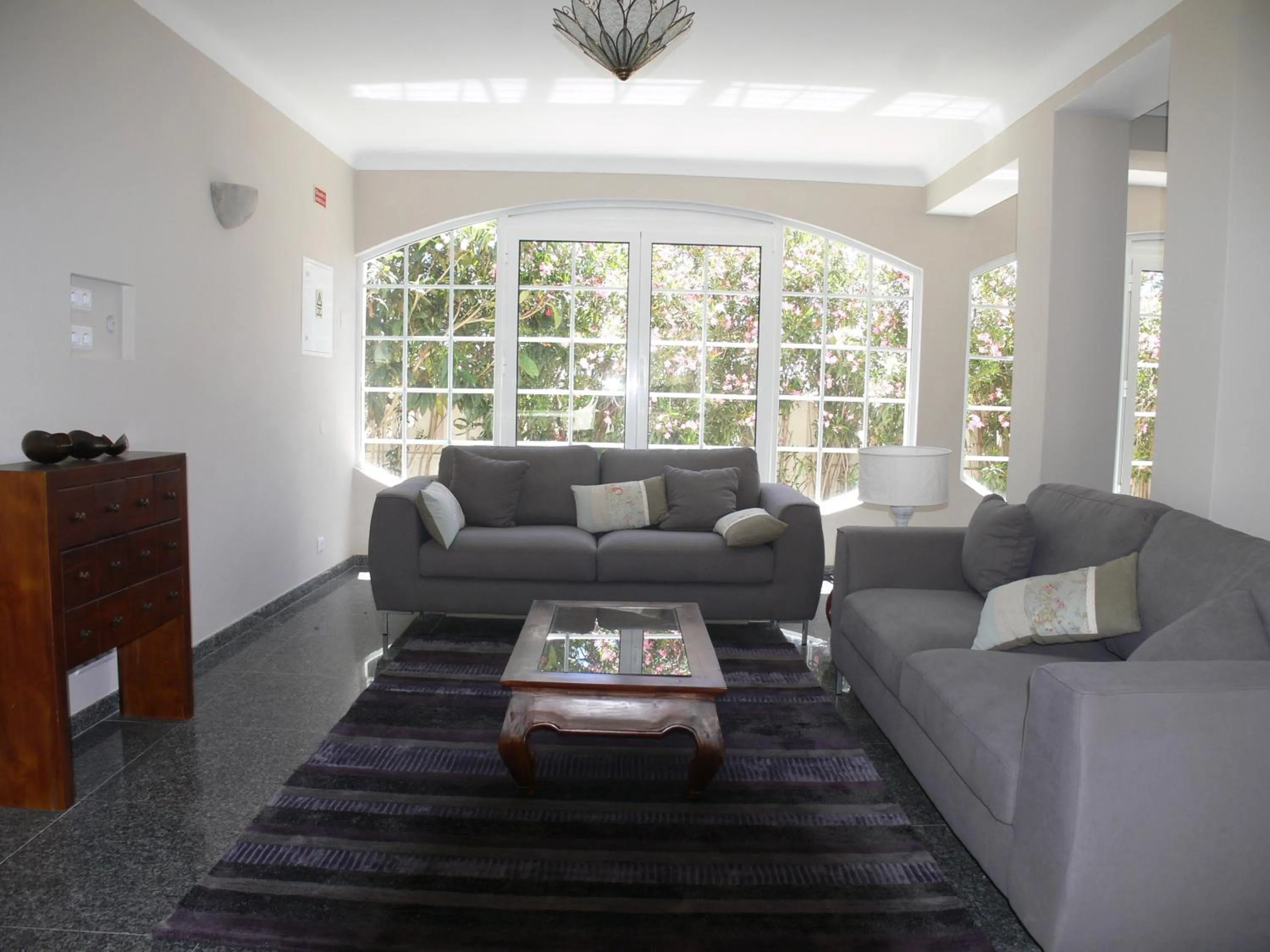 Day in Beach House Lagos - Beachhouselagos - Meia Praia