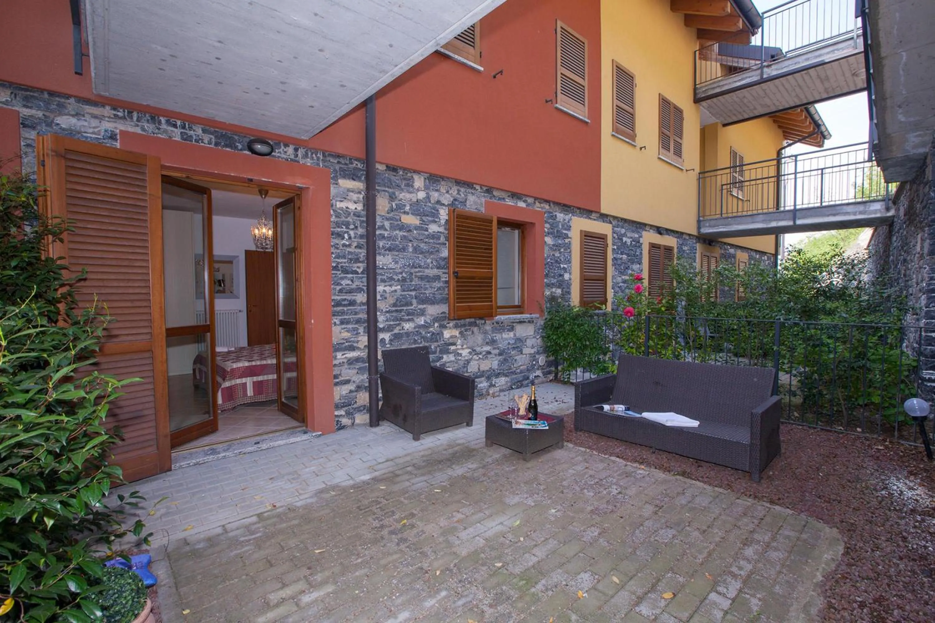 Vista d'Oro Apartments