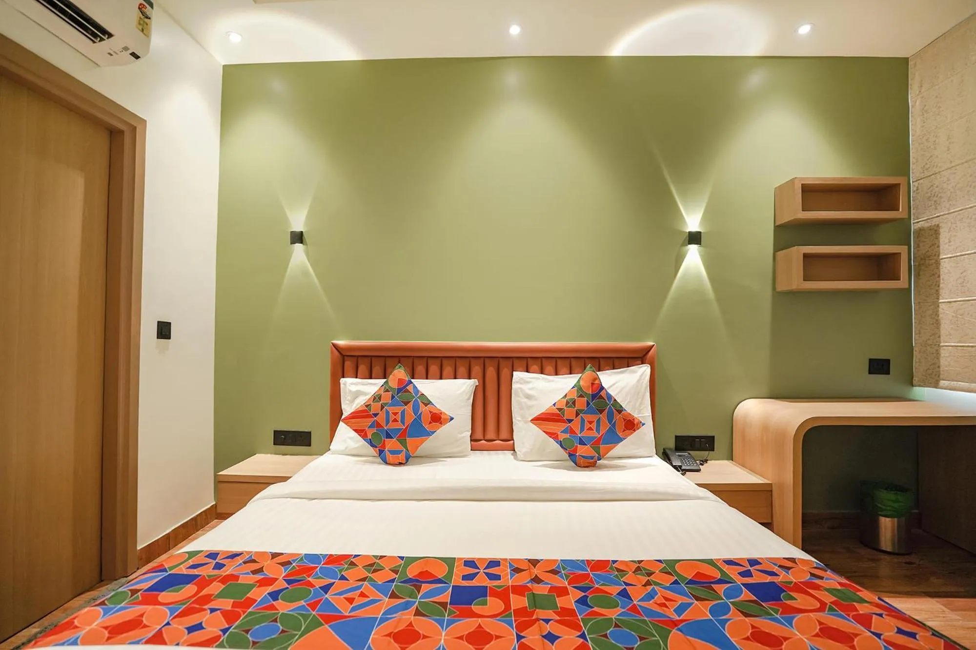 Bed in FabHotel Prime IP Indrapuram