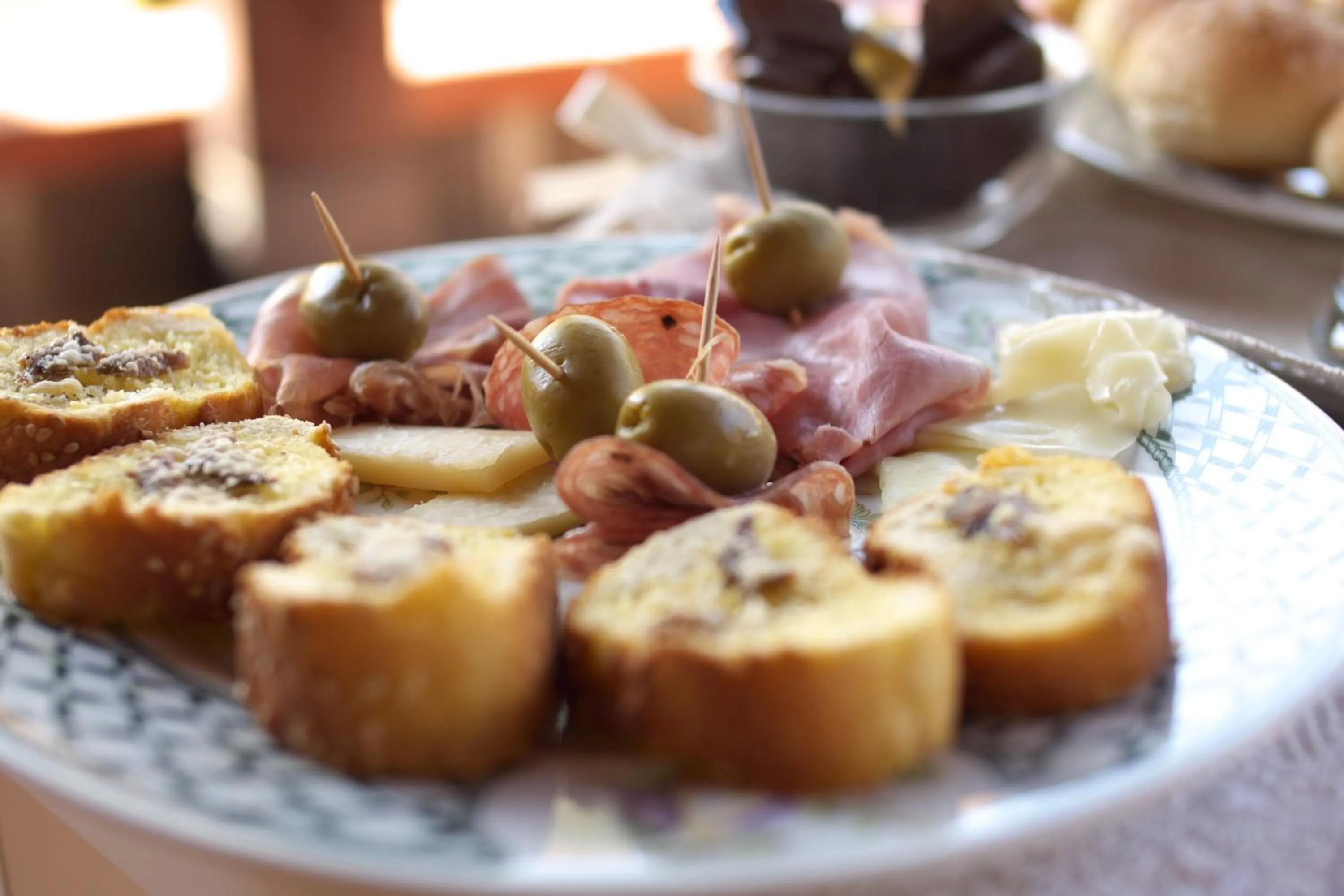 Continental breakfast in Villa Concordia