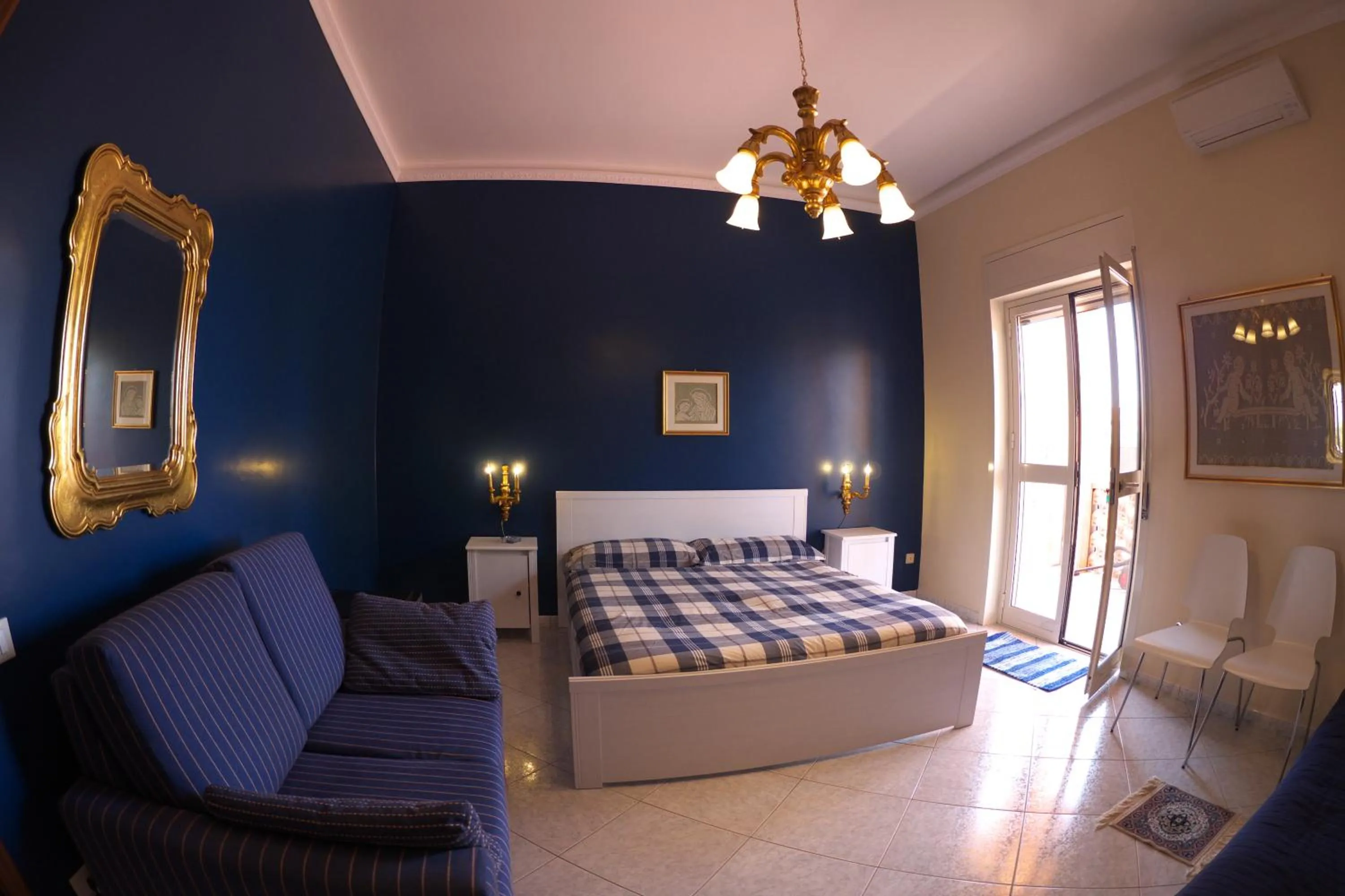 Day, Bed in Villa Concordia