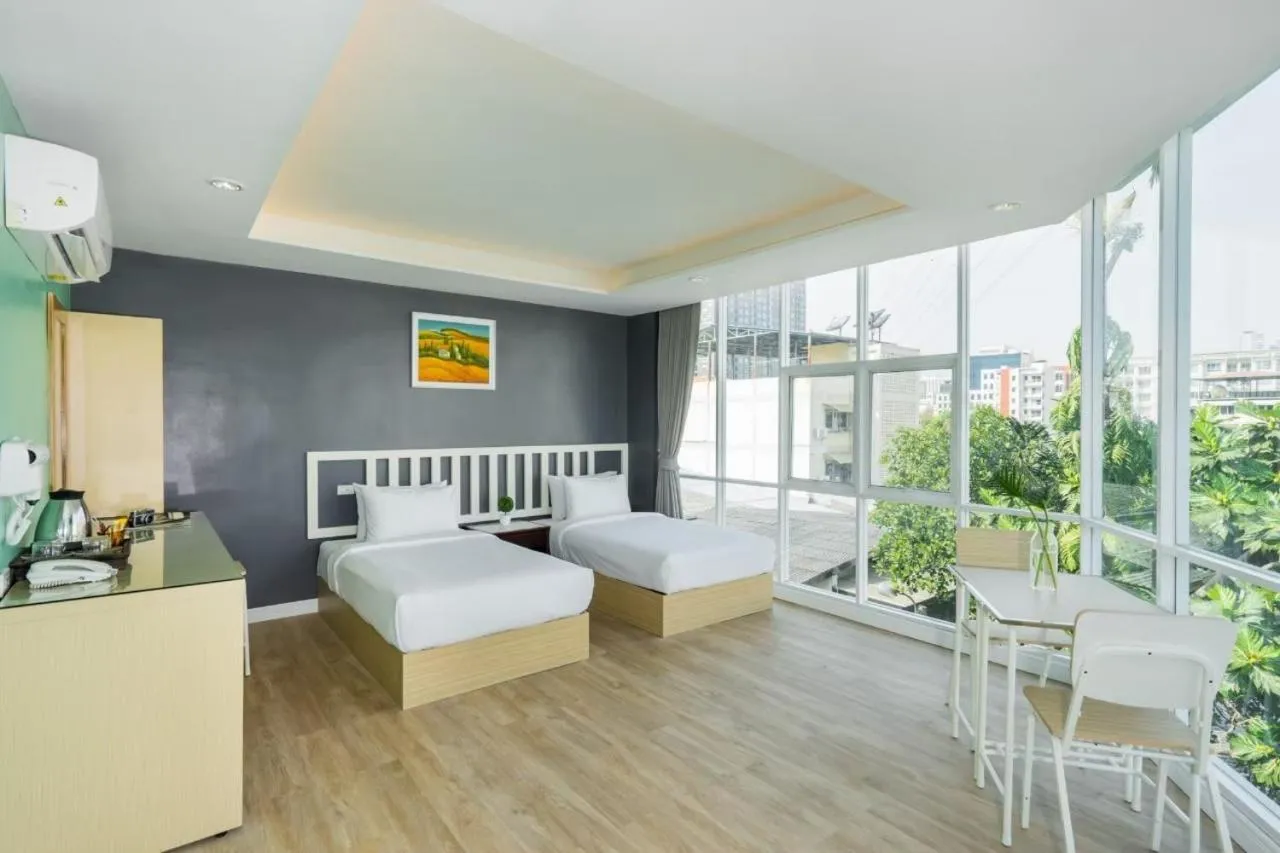 Bed in Metro Link Ratchada Hotel