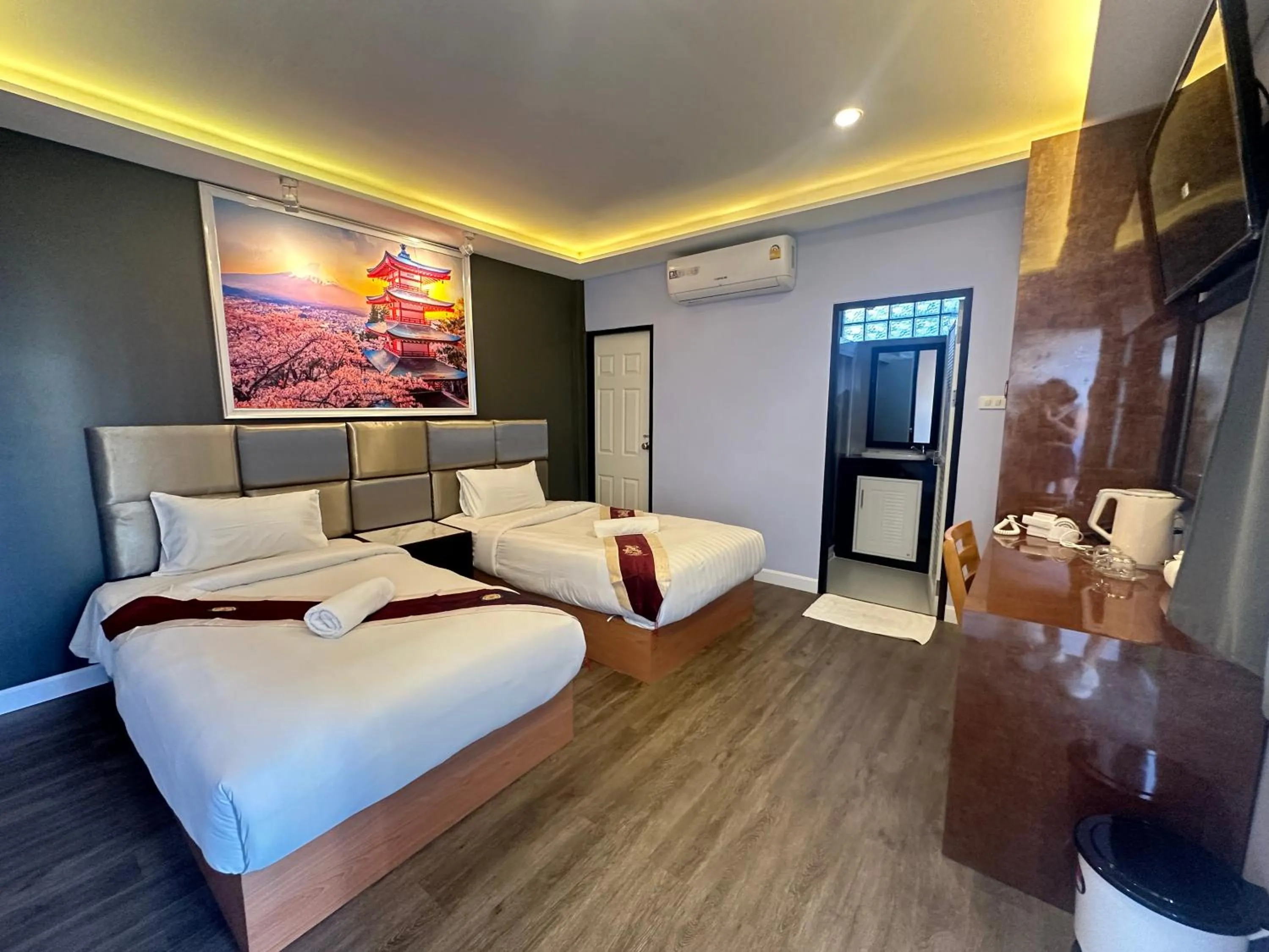 Bed in Metro Link Ratchada Hotel