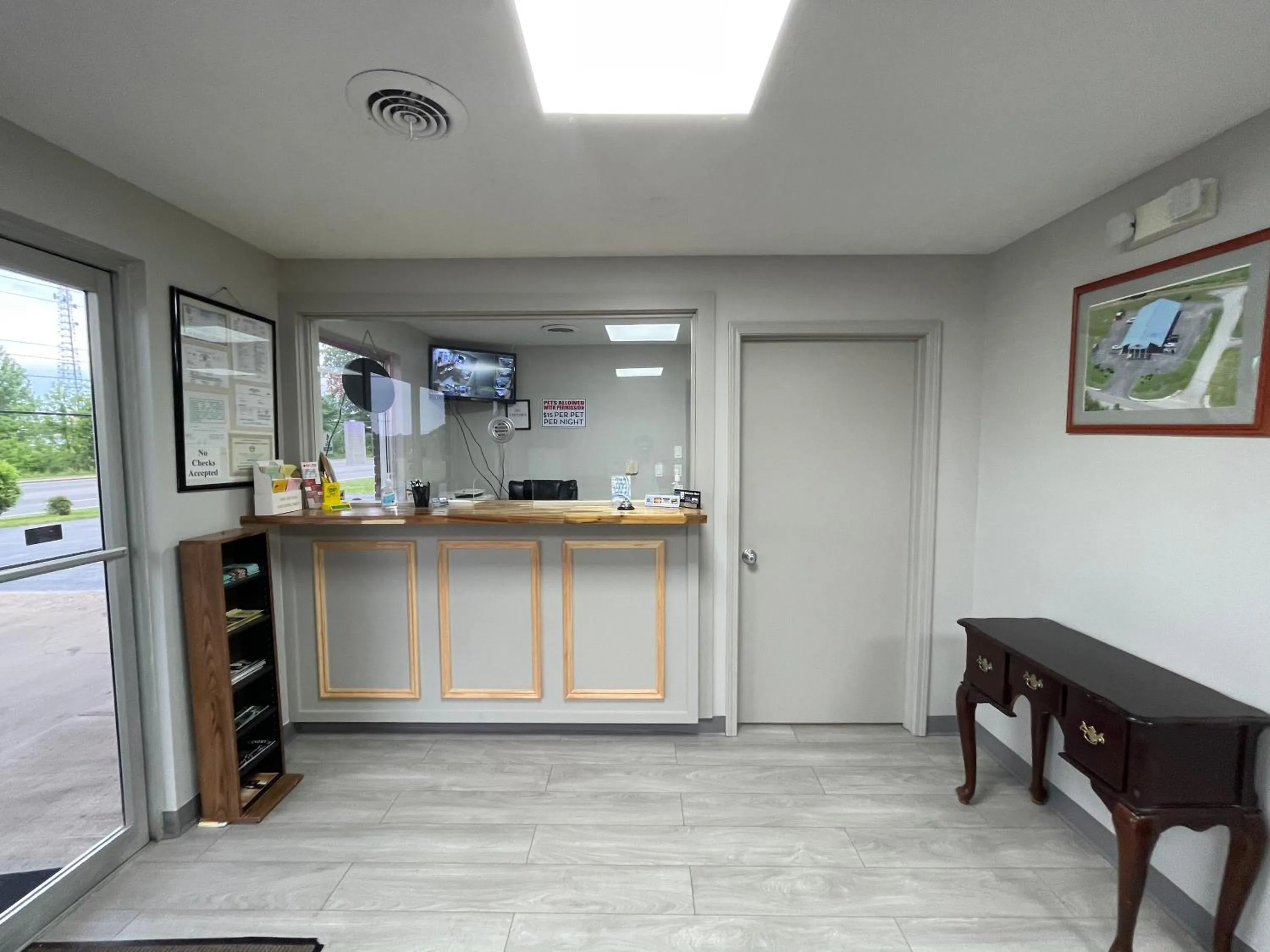 Lobby or reception in Embassy Inn - Hohenwald