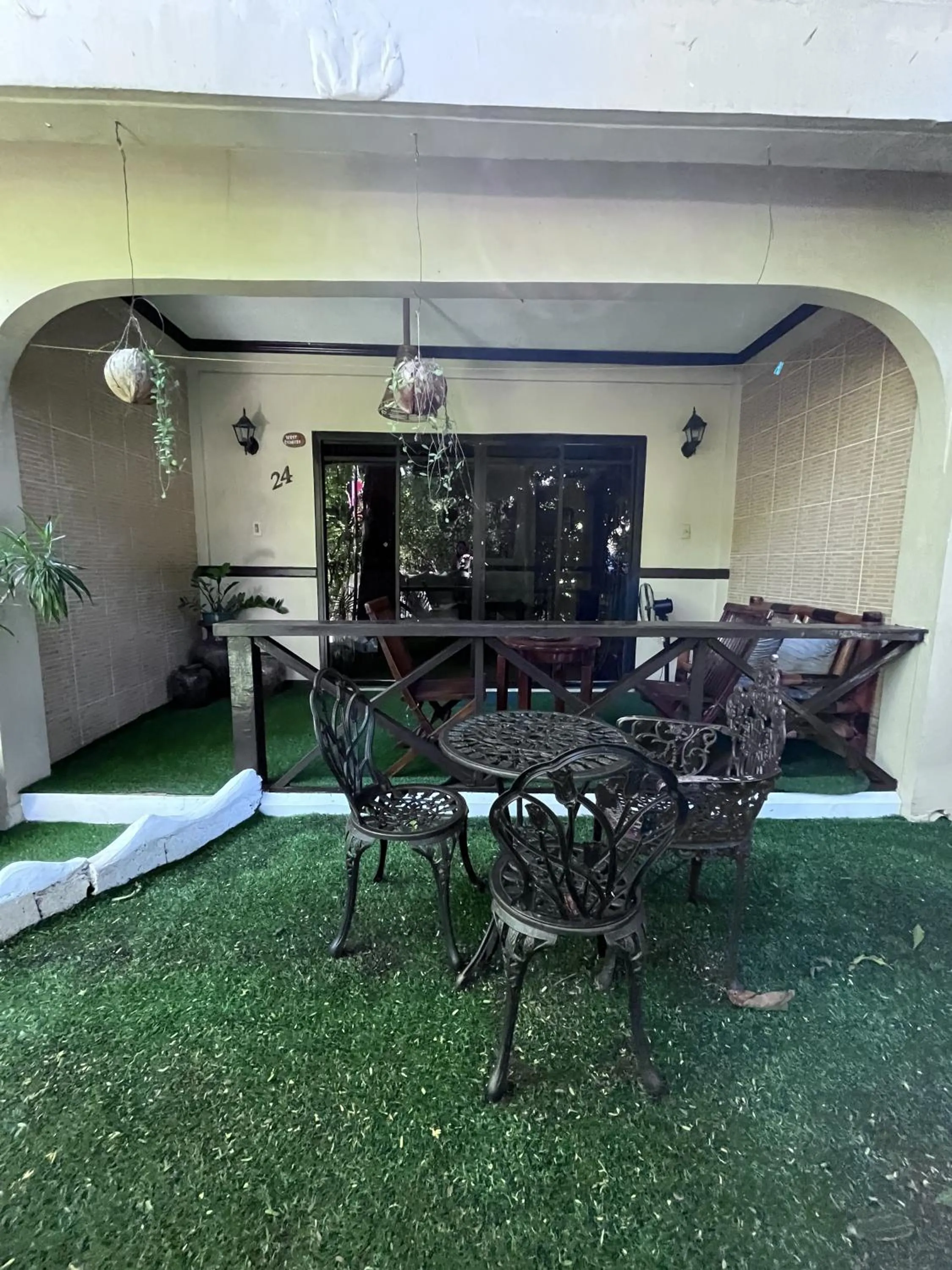 Big Apple Dive Resort