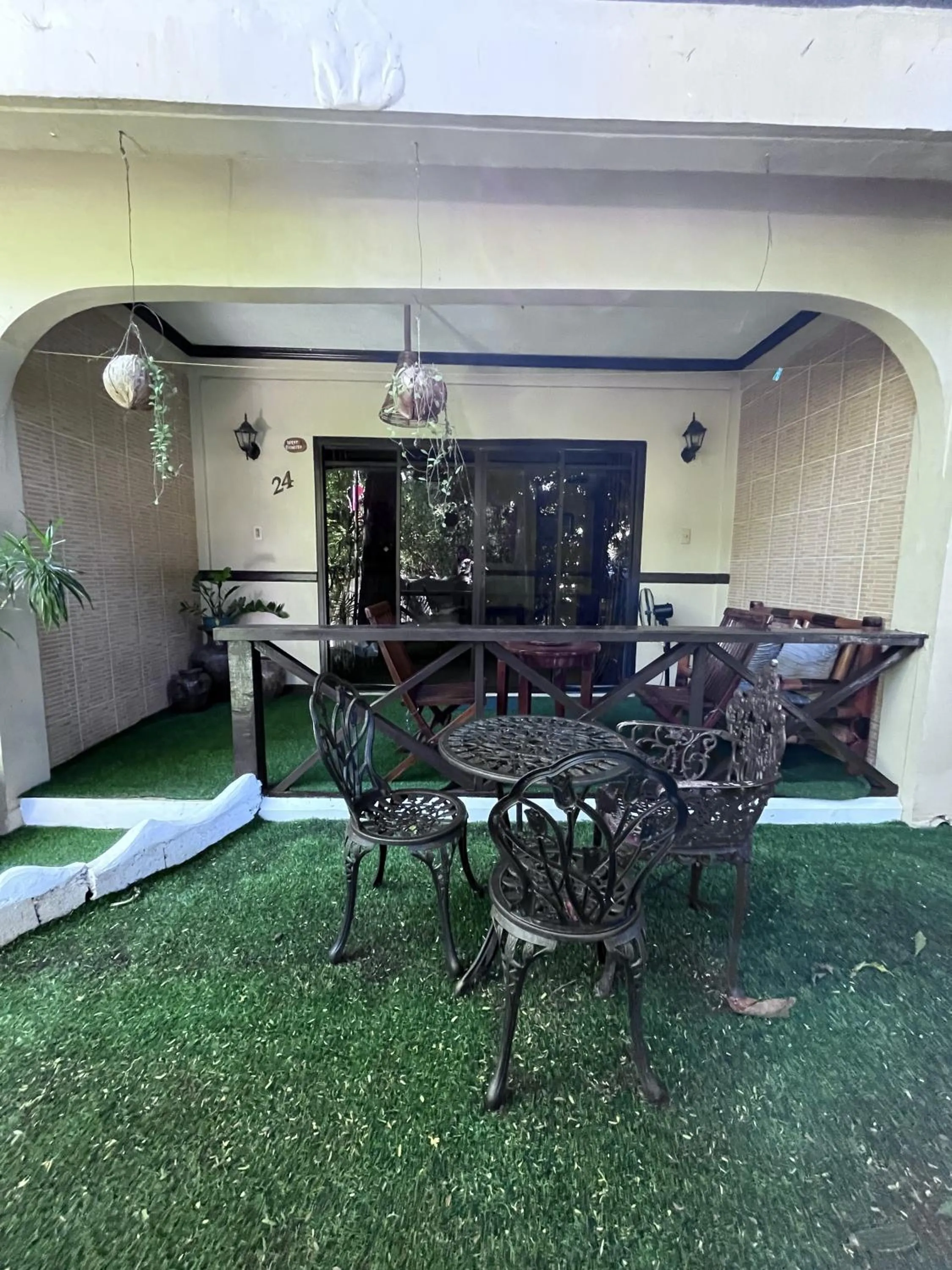 Big Apple Dive Resort