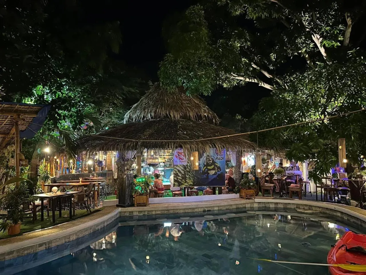 Big Apple Dive Resort