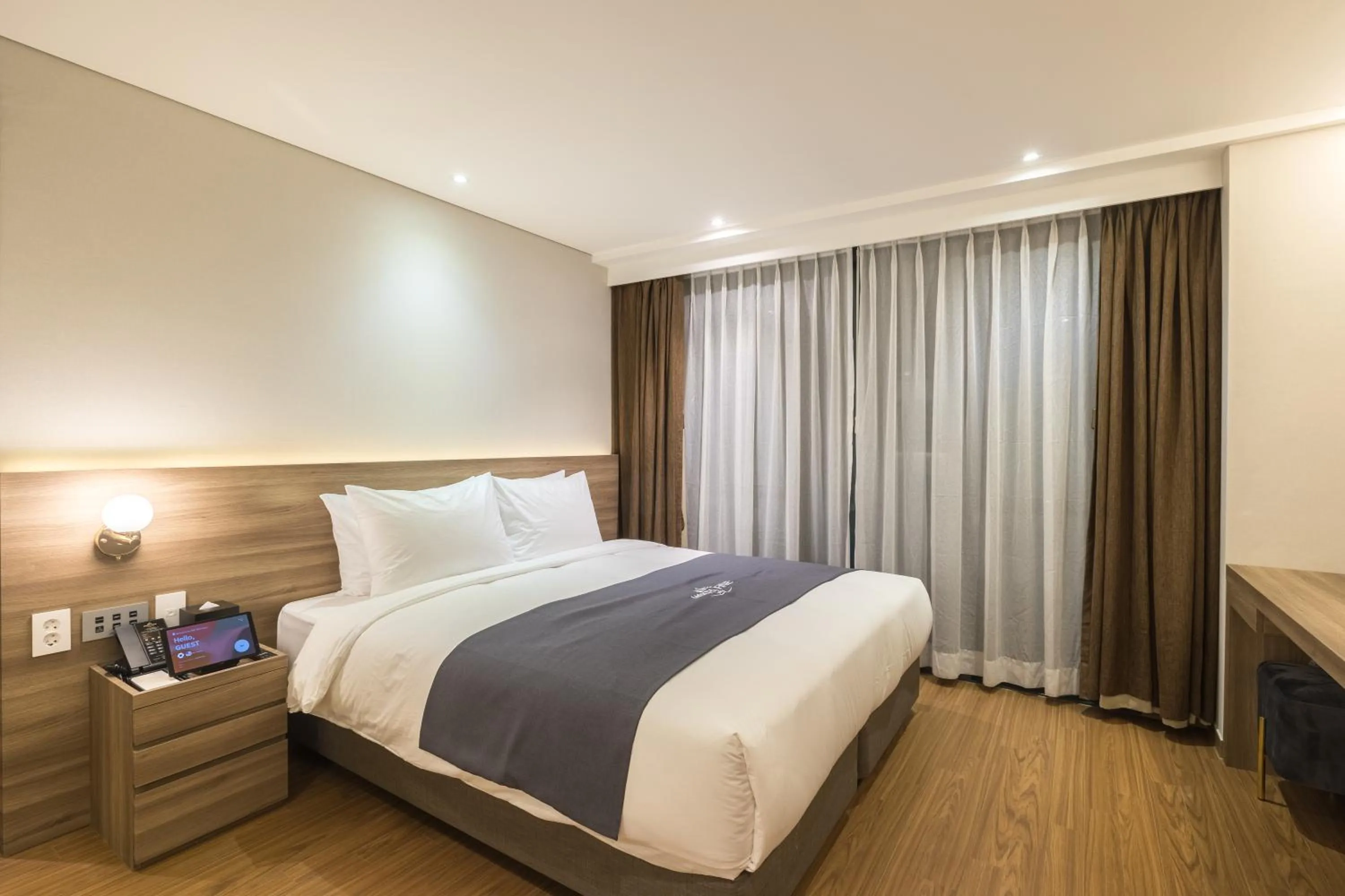 Bedroom, Bed in Hotel Fine Jeju