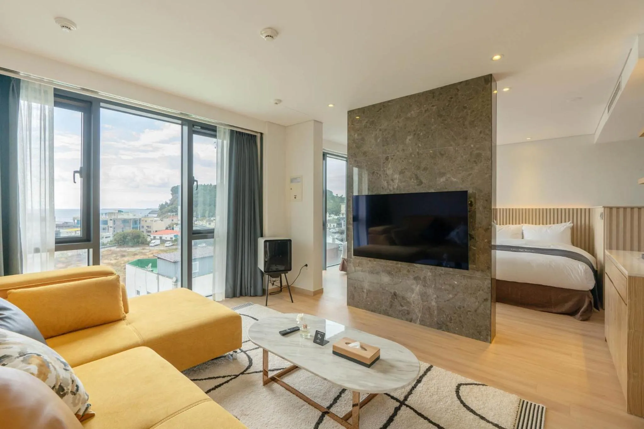 Bed in Hotel Fine Jeju