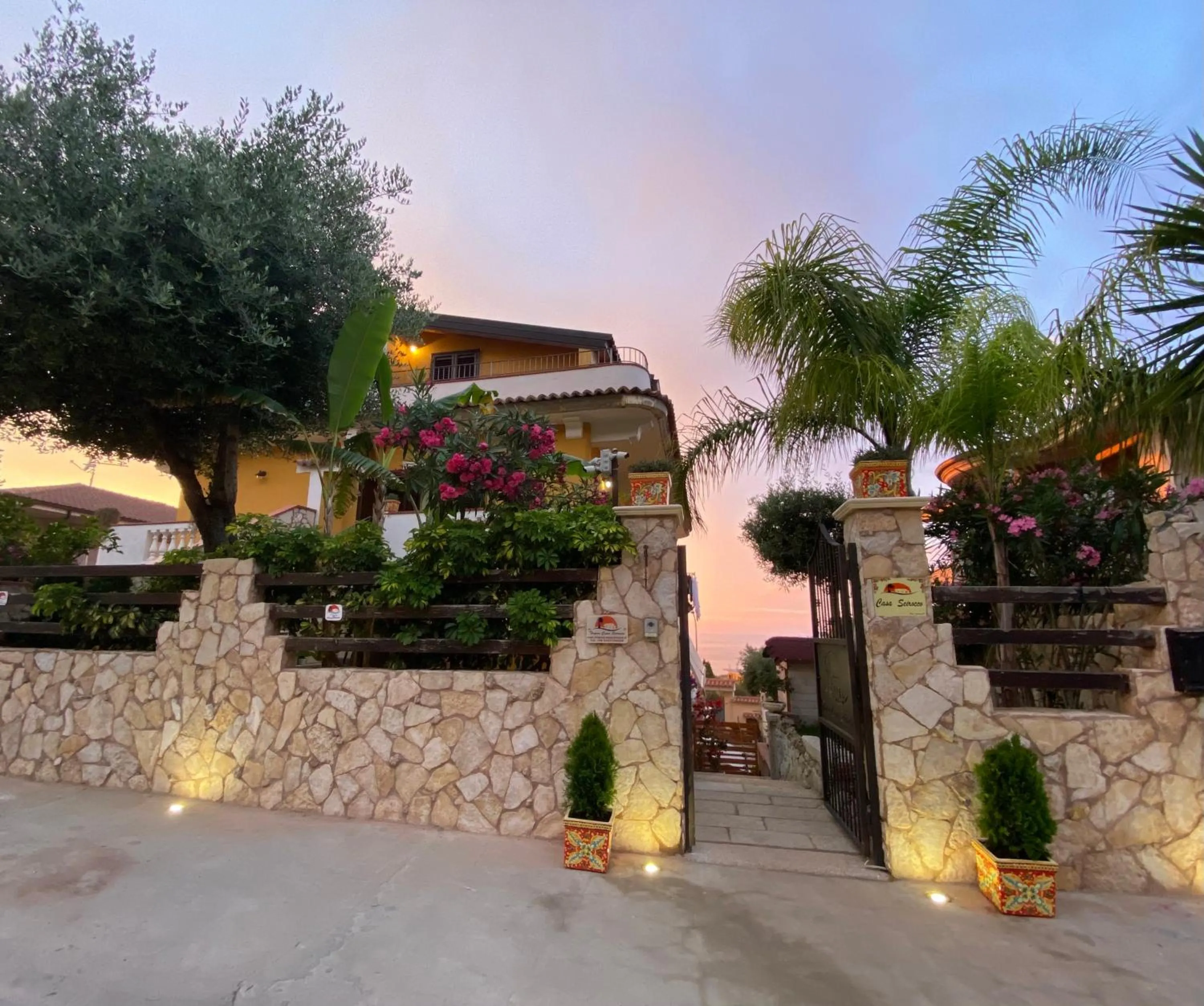 Property building in Tropea Casa Scirocco