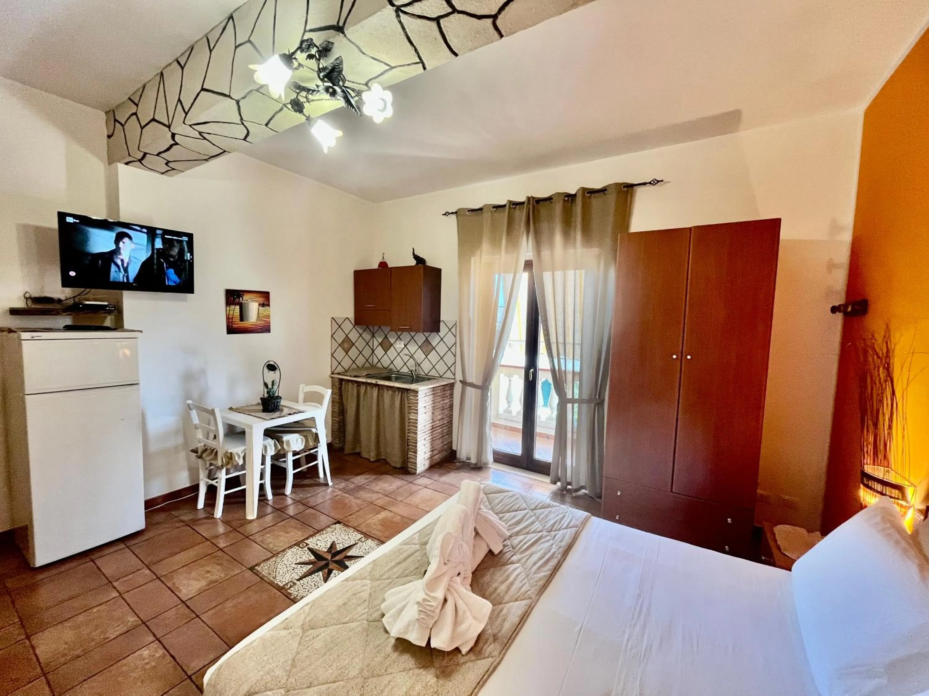 TV and multimedia, Bed in Tropea Casa Scirocco