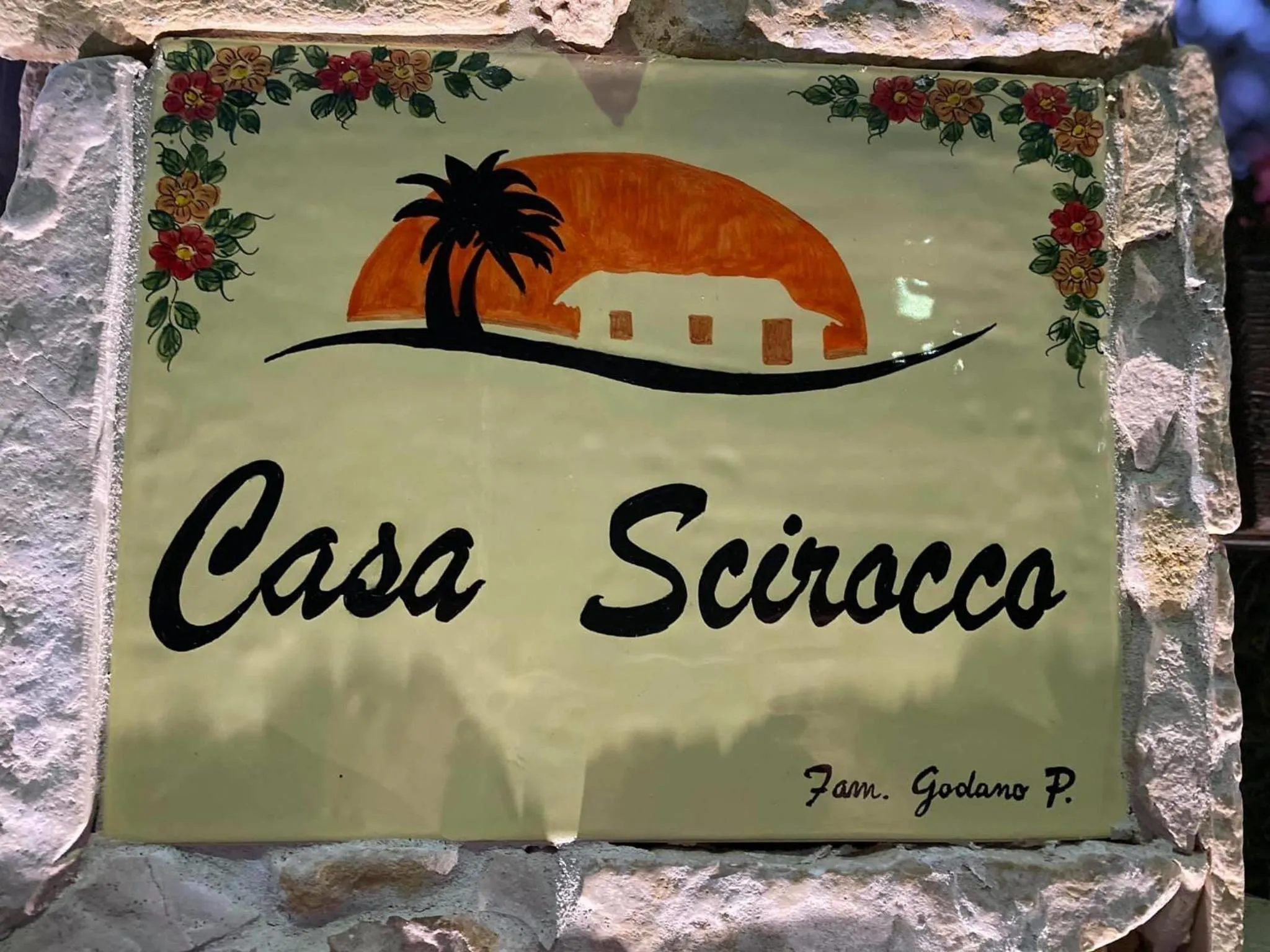 Property logo or sign in Tropea Casa Scirocco