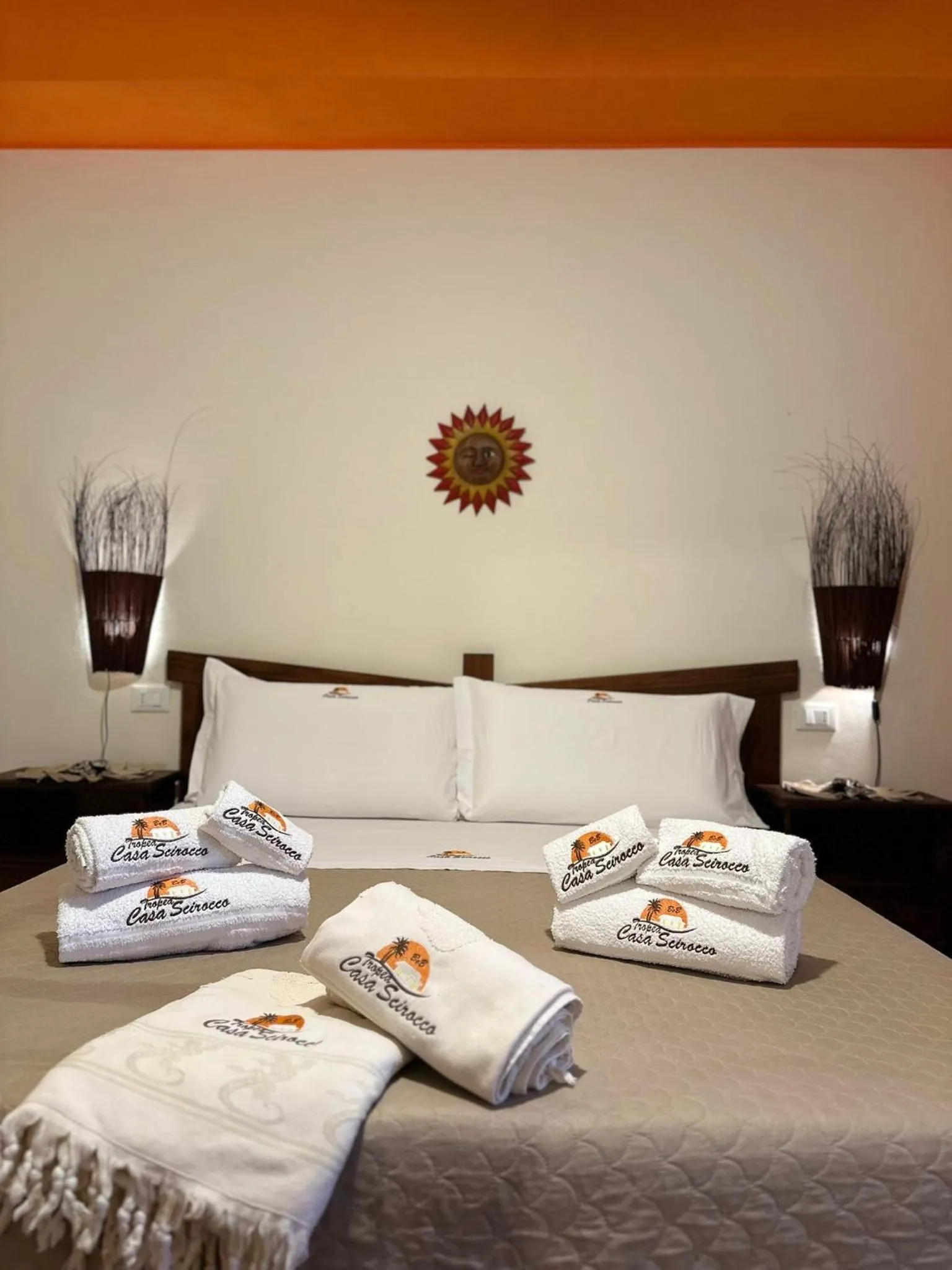 Bedroom, Bed in Tropea Casa Scirocco