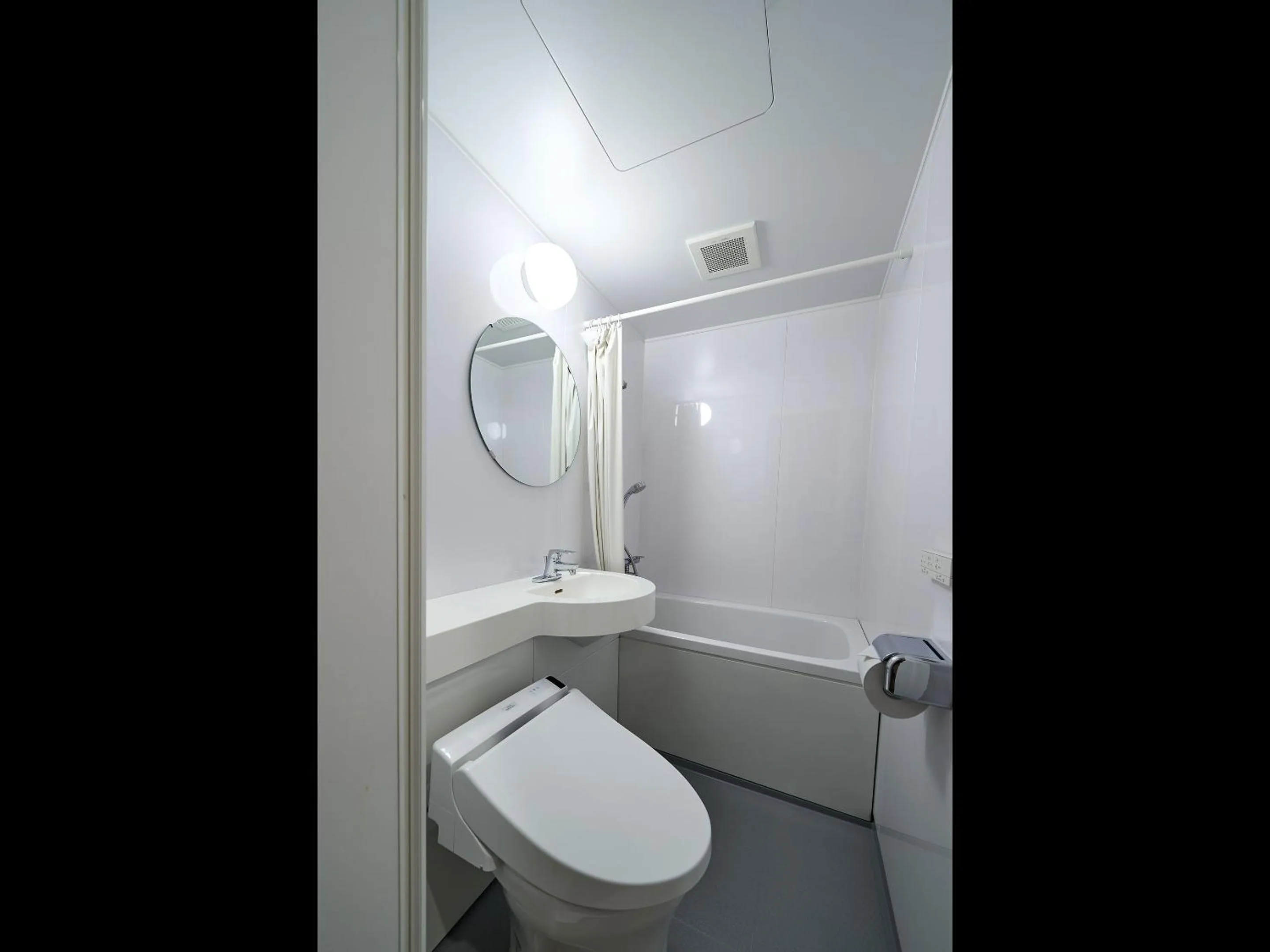 Bathroom in Hotel Plus Hostel TOKYO ASAKUSA 2