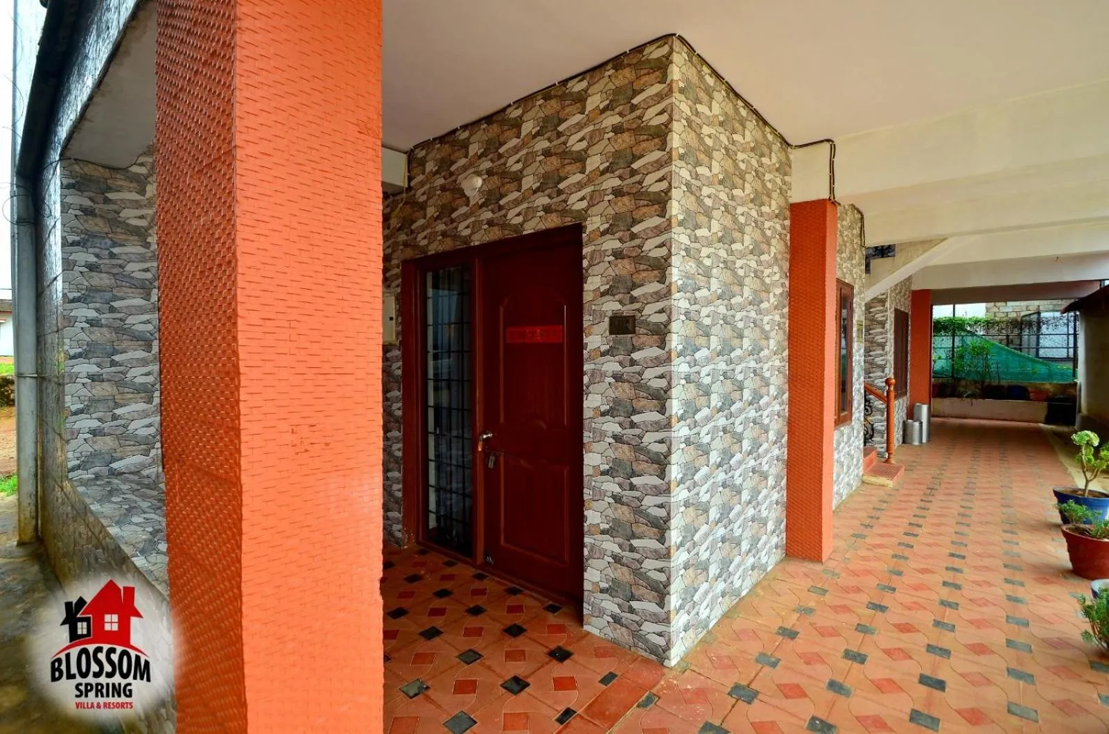 Property building in Blossom Spring