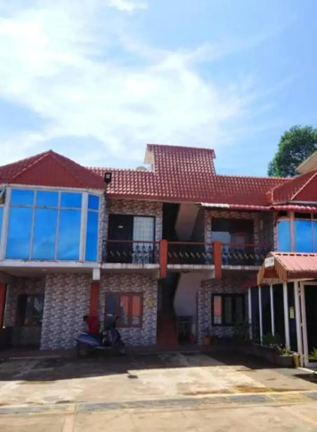 Property building in Blossom Spring Property building in Blossom Spring