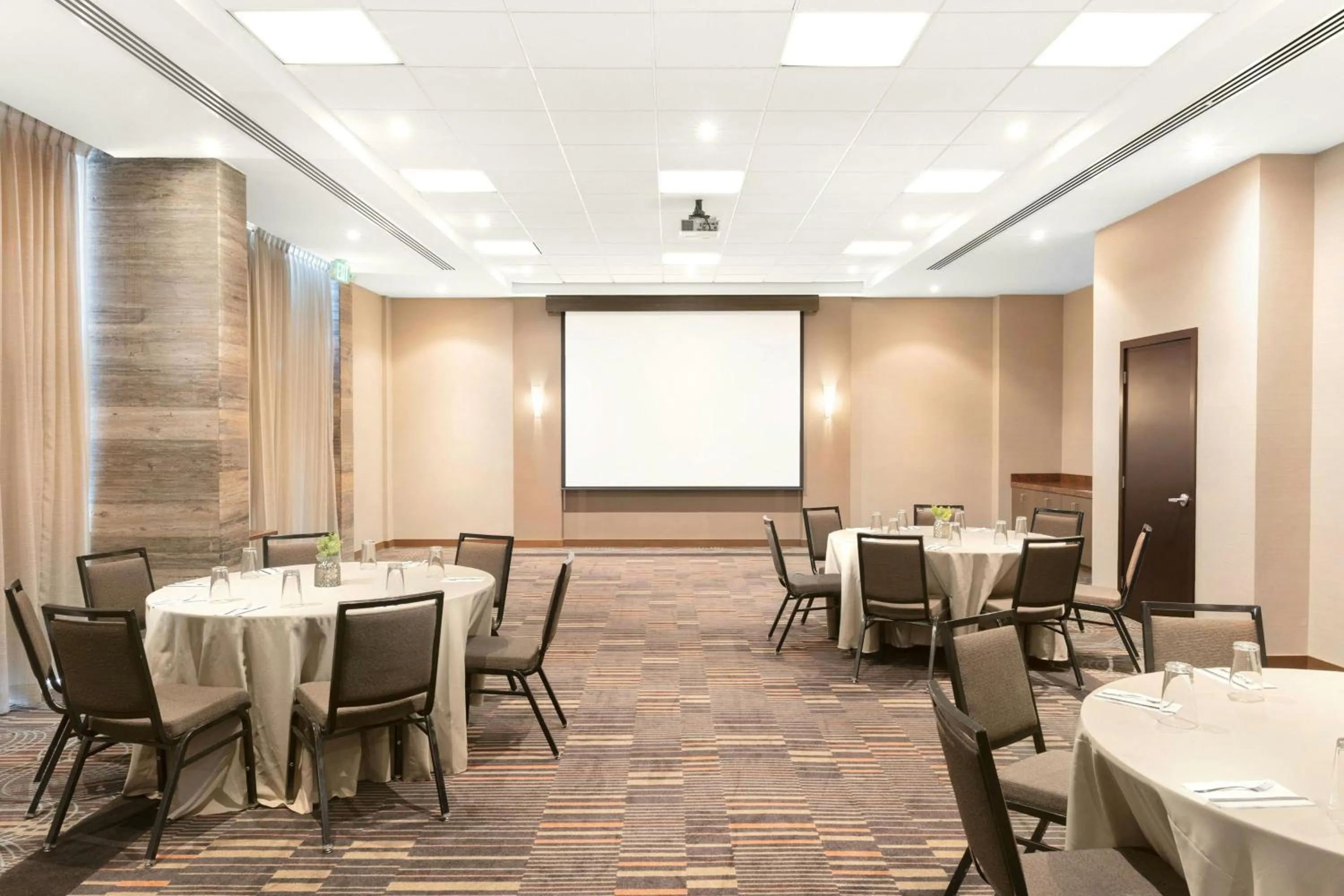 Meeting/conference room in Hyatt Place La Paz