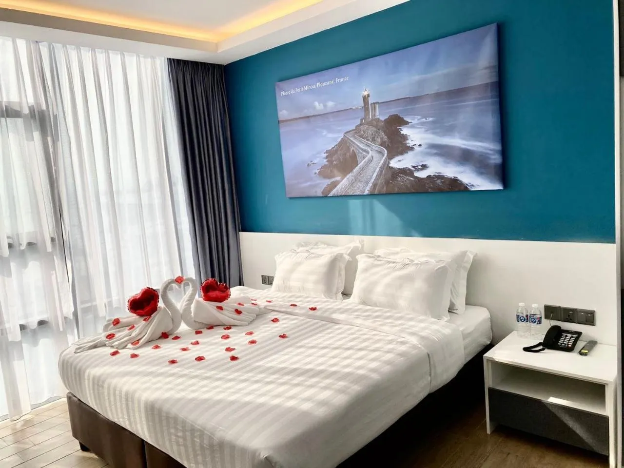 Bed in Lighthouse Hotel Semporna