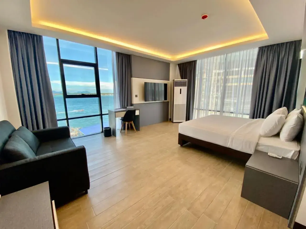 Bed in Lighthouse Hotel Semporna Bed in Lighthouse Hotel Semporna