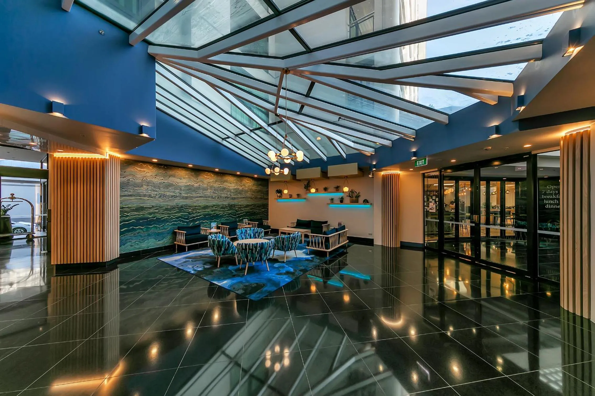 Lobby or reception in Exquisite Sun Soaked Corner Apartment