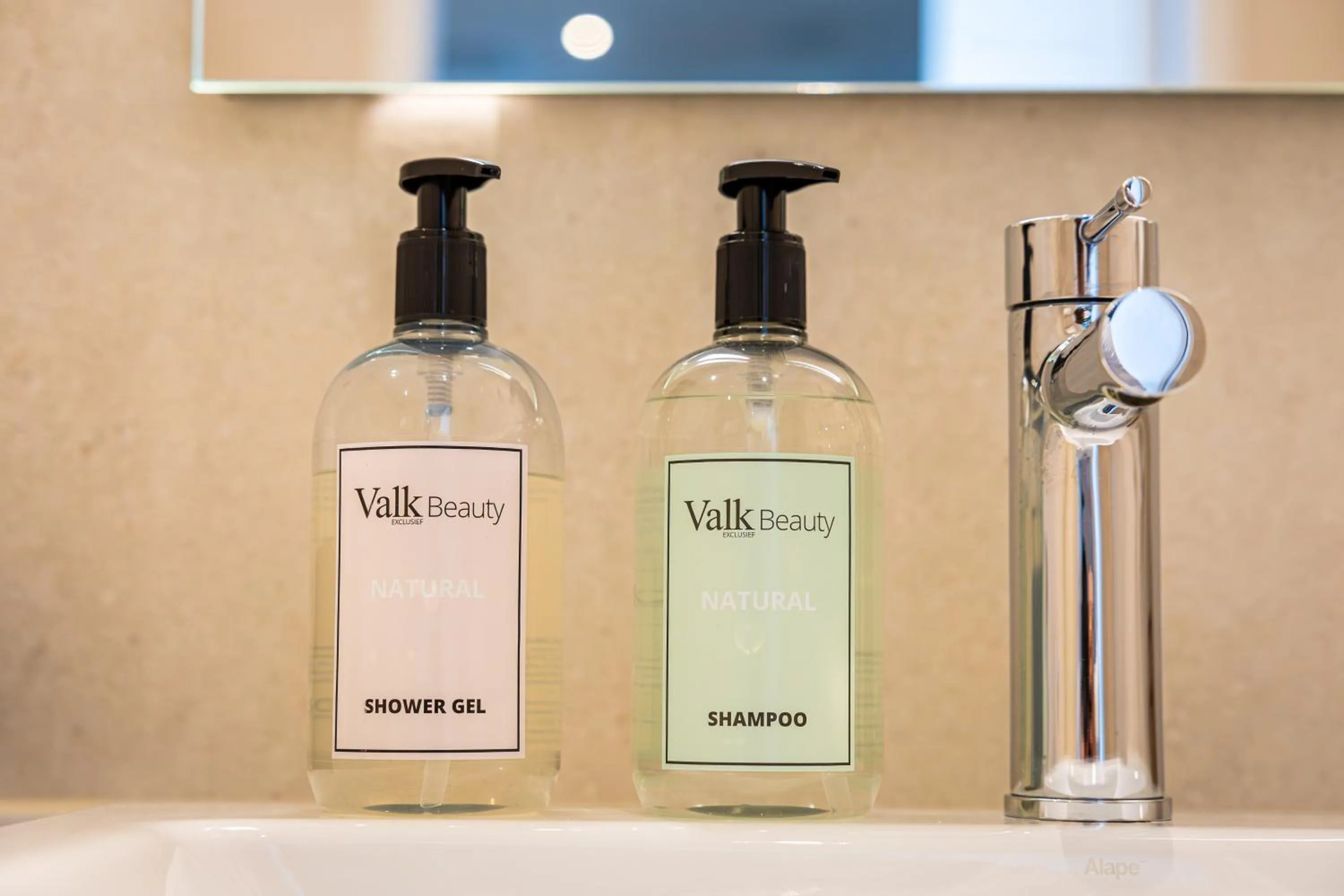 Bathroom in Van der Valk Hotel Schiphol