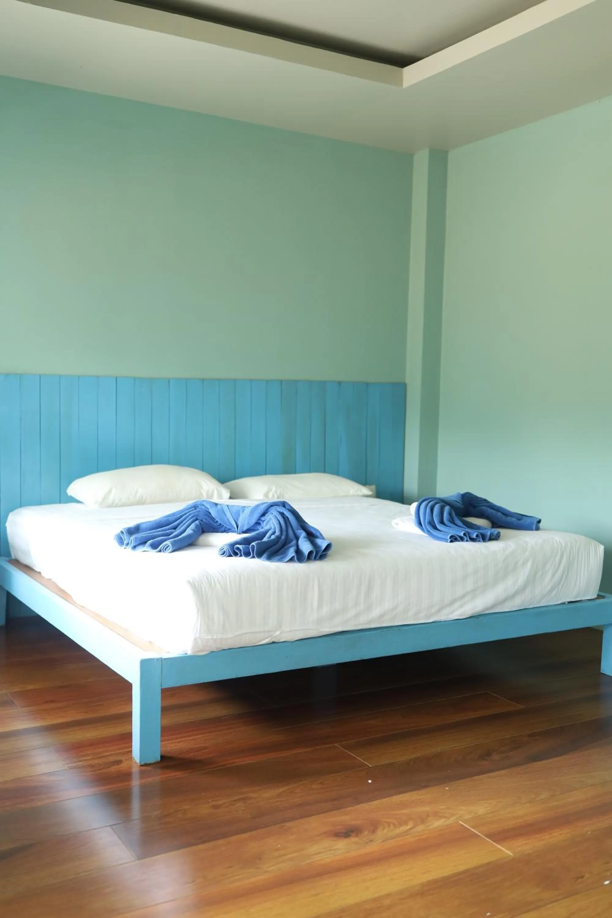 Property building, Bed in Samui Tonggad Resort