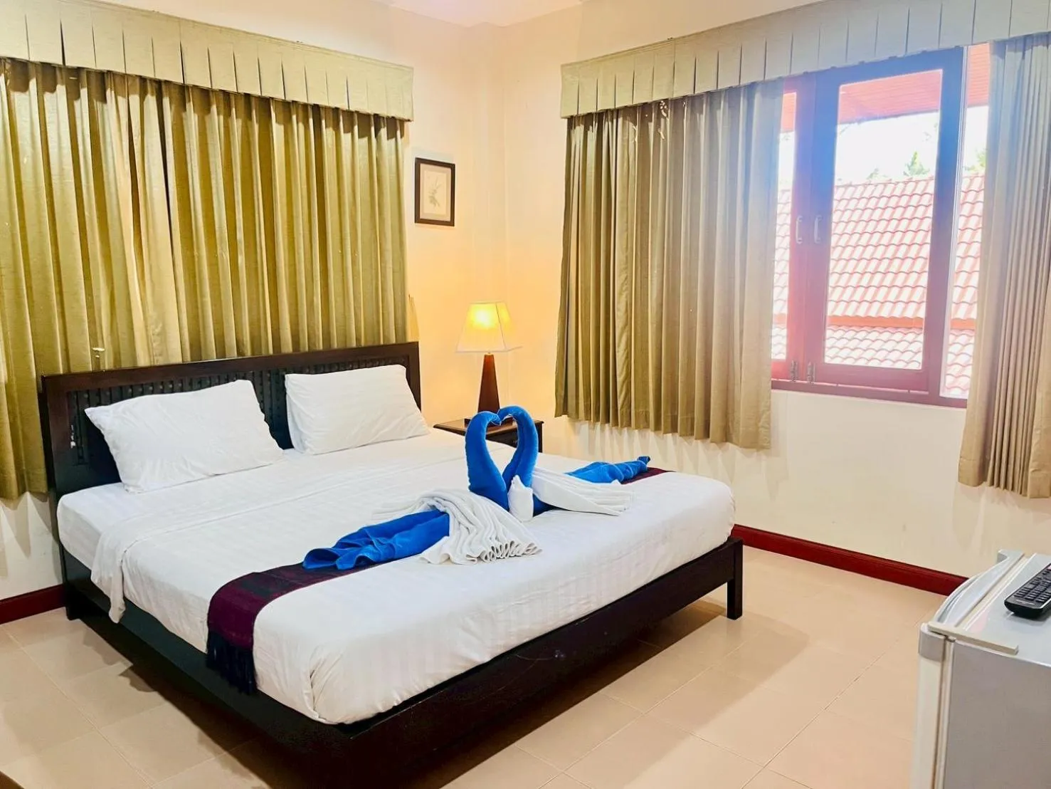Property building, Bed in Samui Tonggad Resort