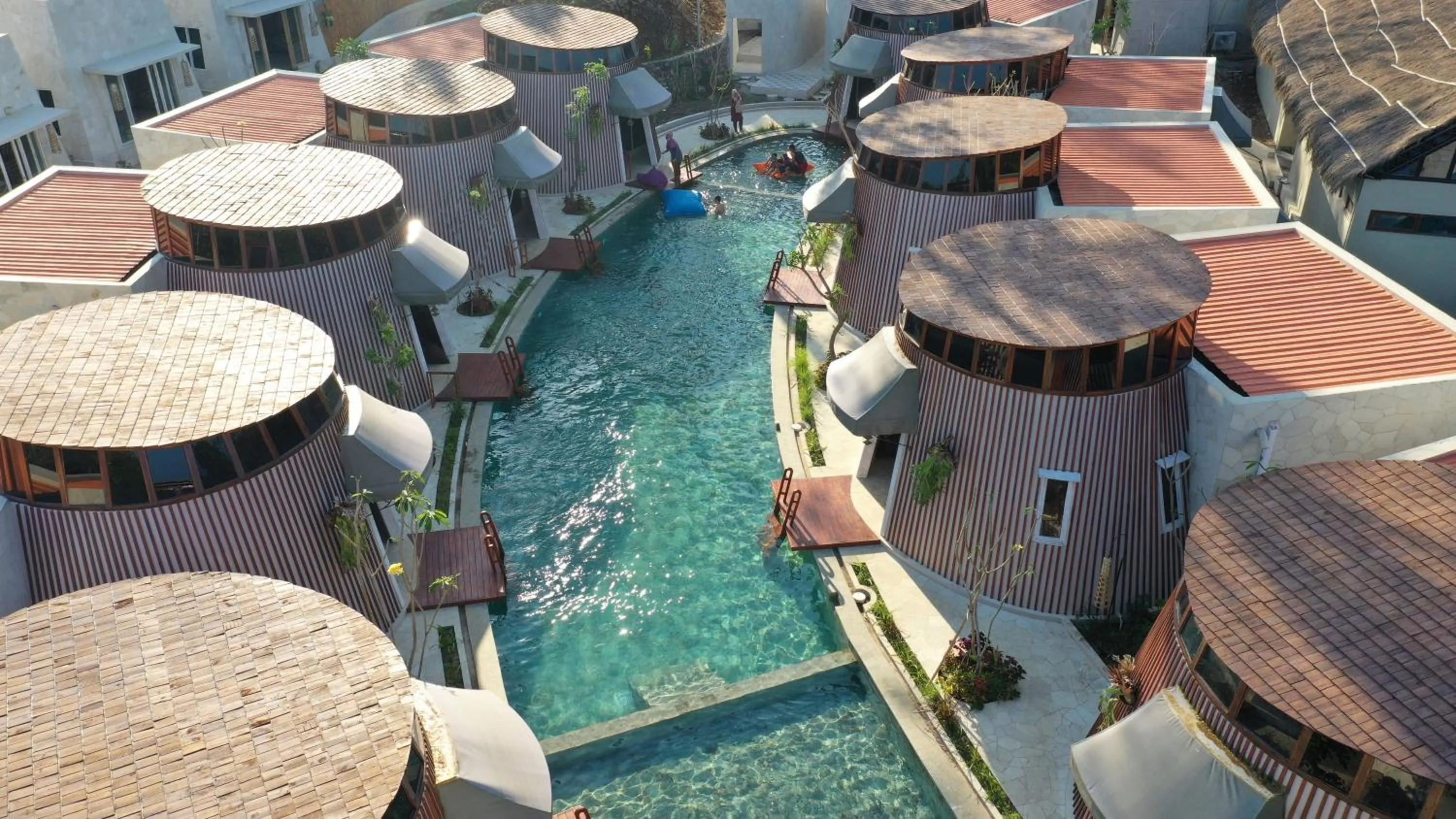 Swimming pool in Dusun The Villas