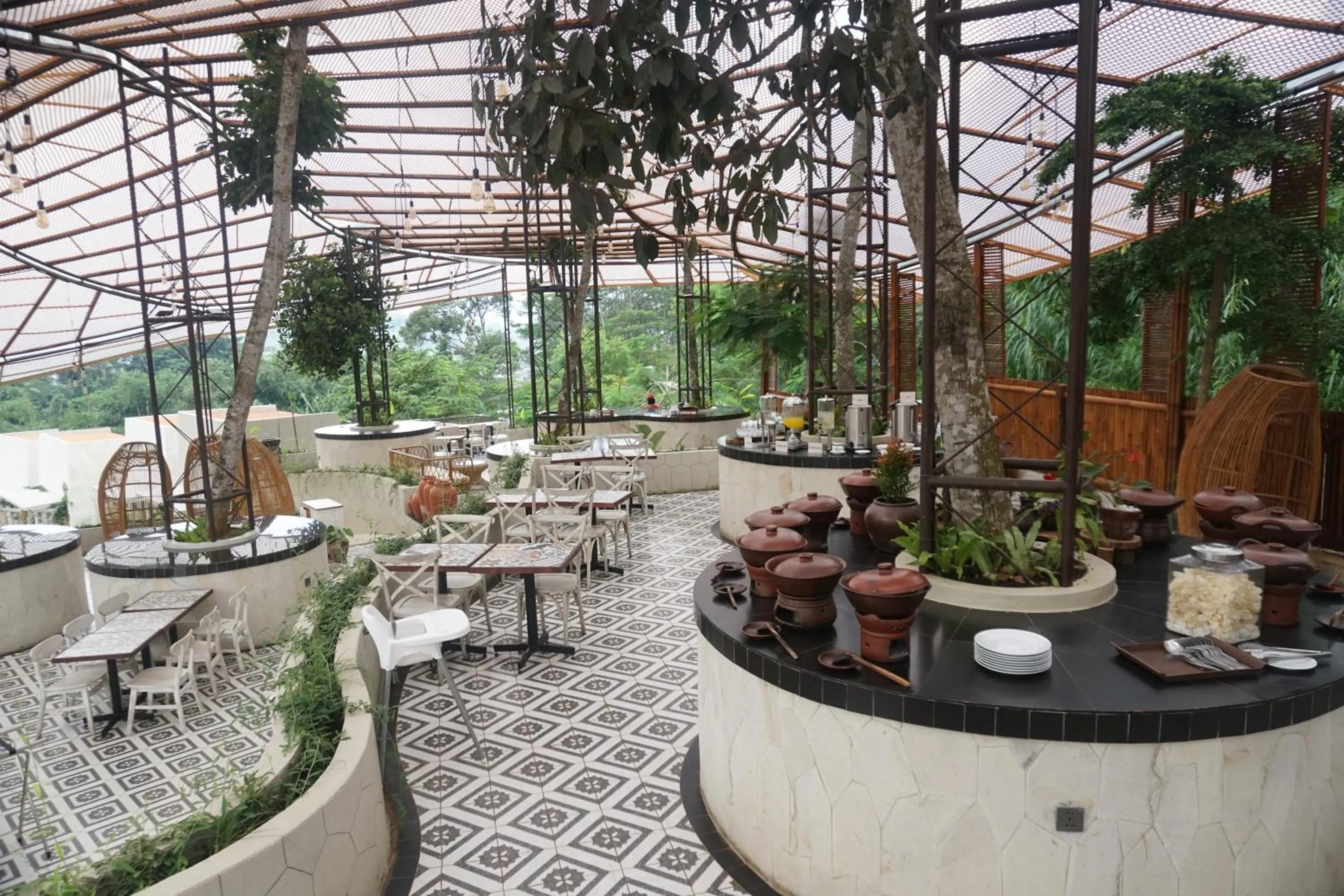 Restaurant/places to eat in Dusun The Villas