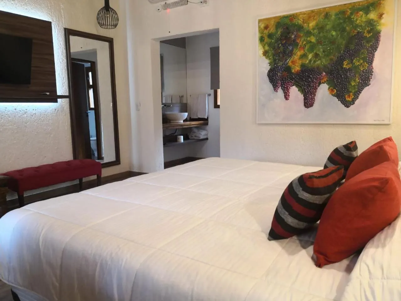Bed in Pilgrim's Rest - Descanso del Peregrino