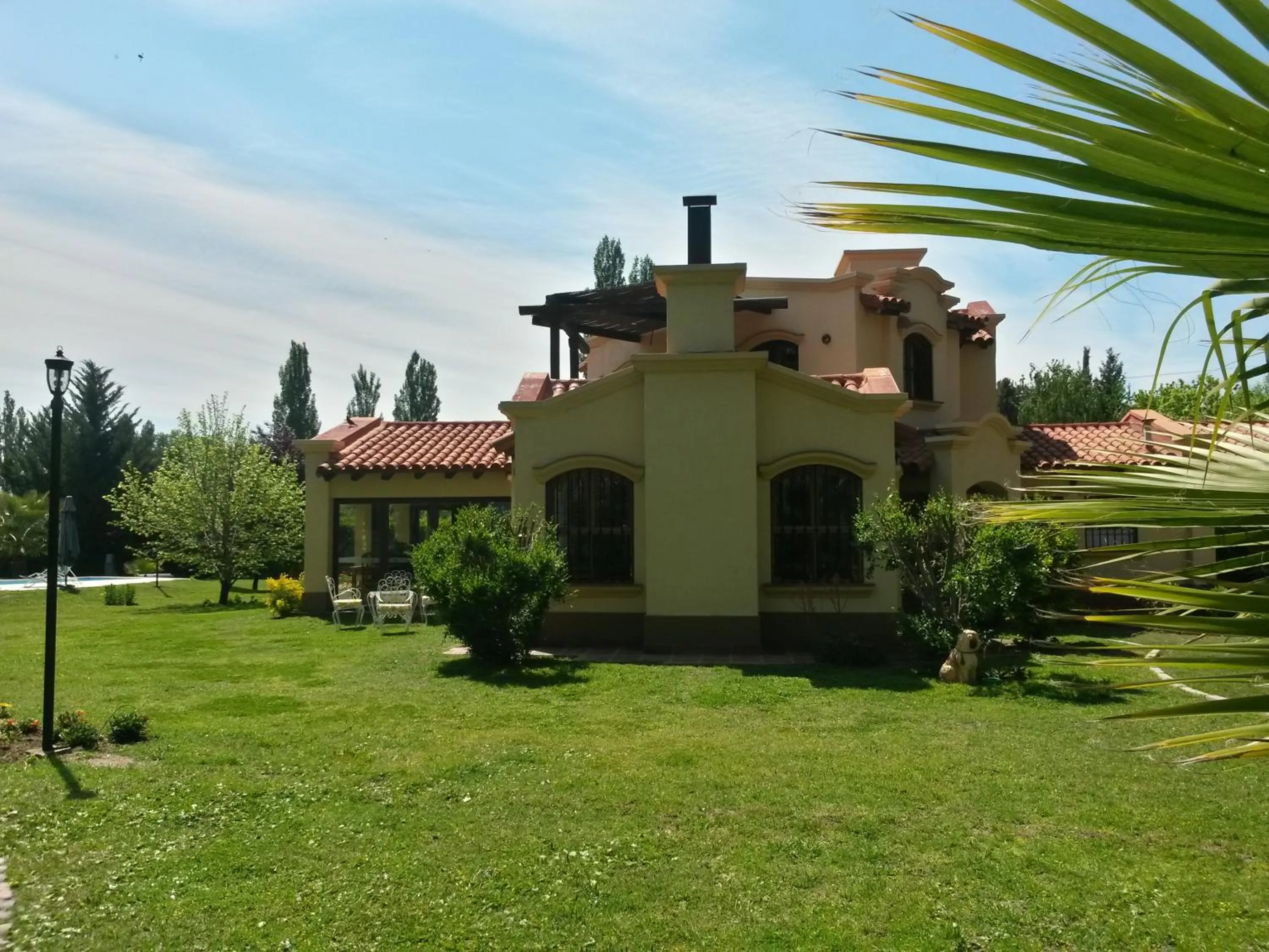 Garden in Pilgrim's Rest - Descanso del Peregrino