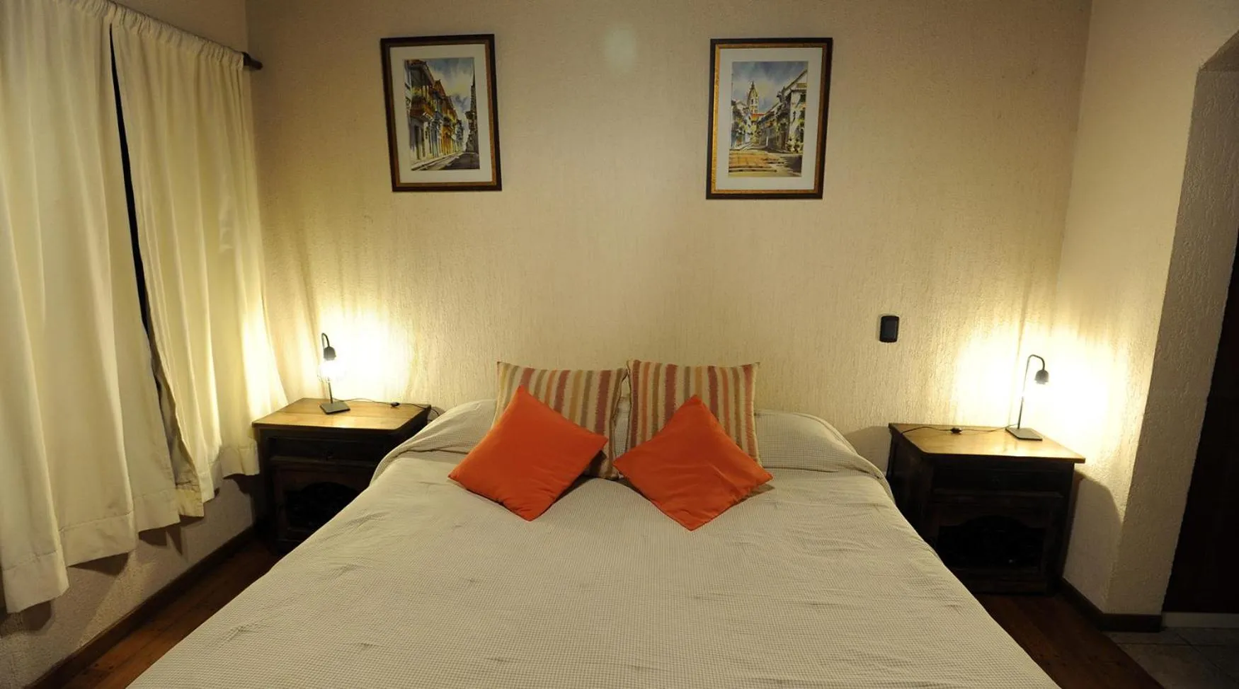 Bed in Pilgrim's Rest - Descanso del Peregrino