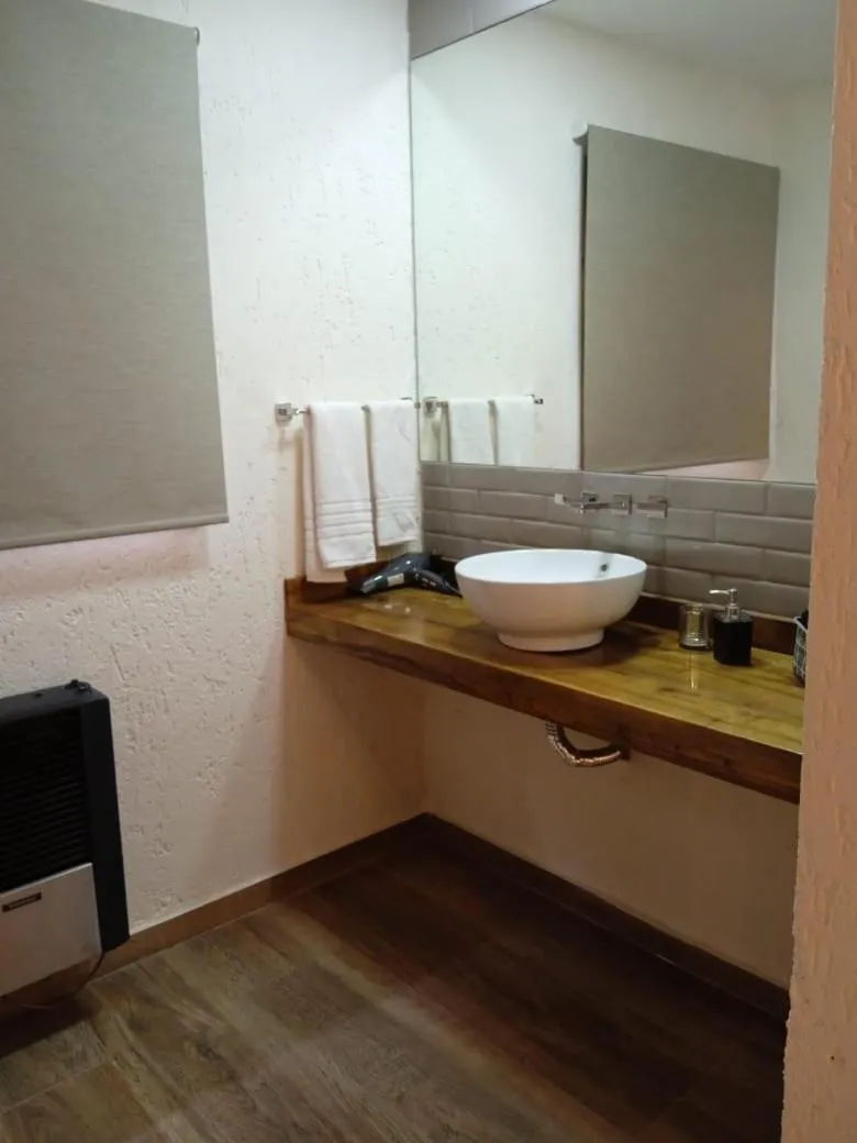 Bathroom in Pilgrim's Rest - Descanso del Peregrino