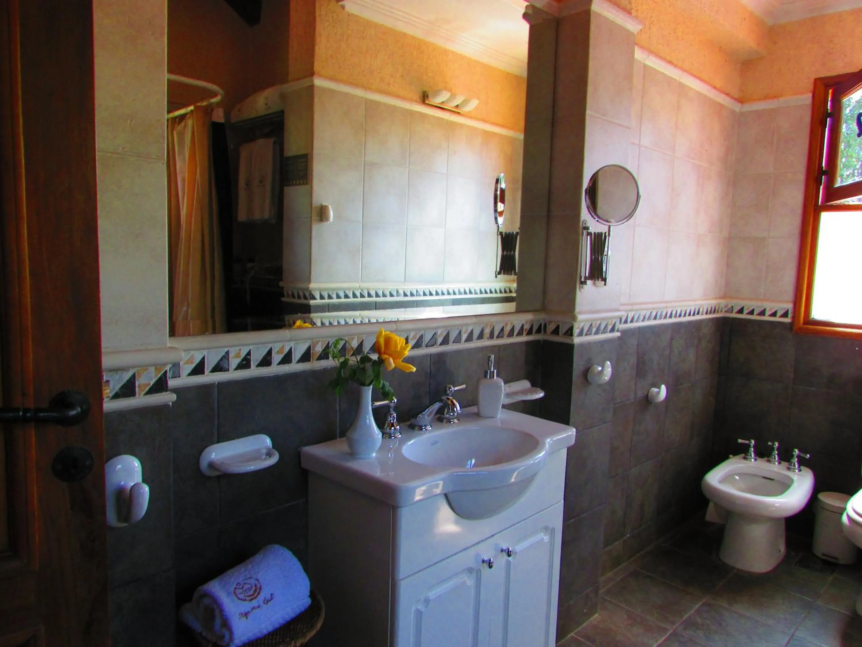 Bathroom in Pilgrim's Rest - Descanso del Peregrino