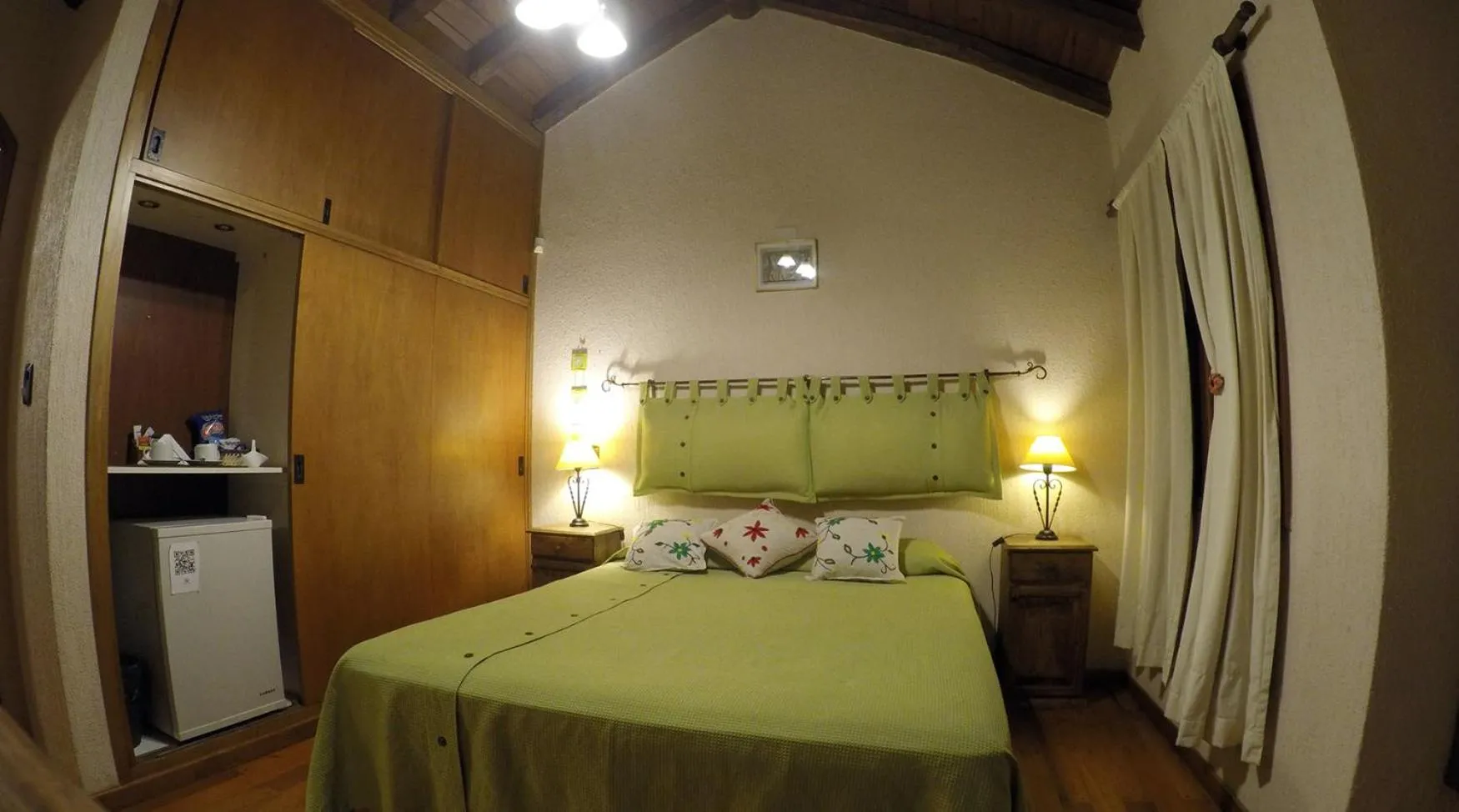 Bed in Pilgrim's Rest - Descanso del Peregrino