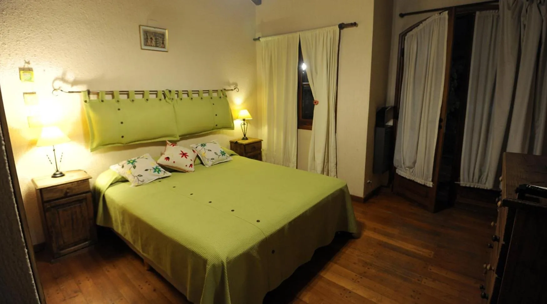 Bed in Pilgrim's Rest - Descanso del Peregrino
