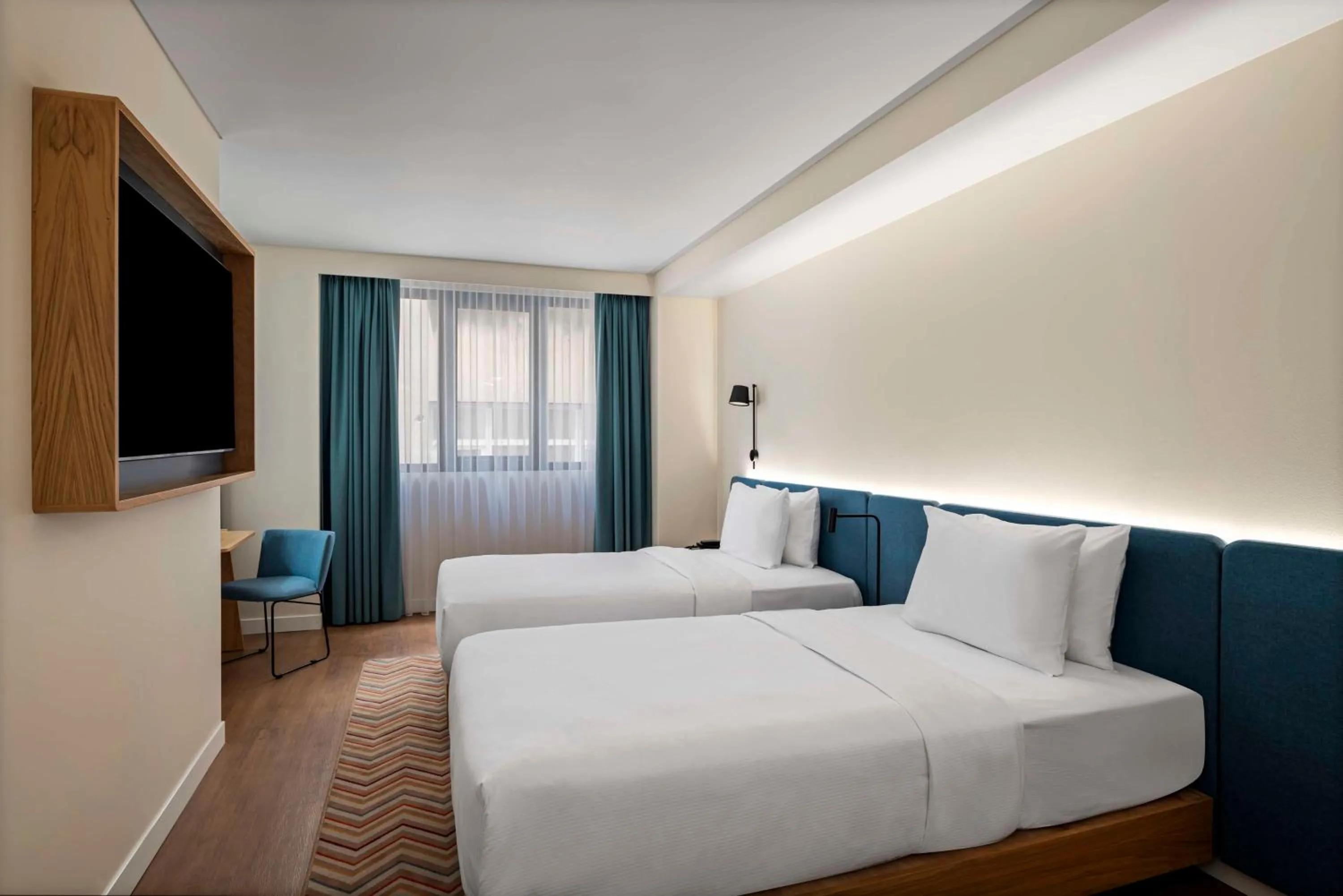 Bed in Hampton By Hilton Istanbul Sirkeci