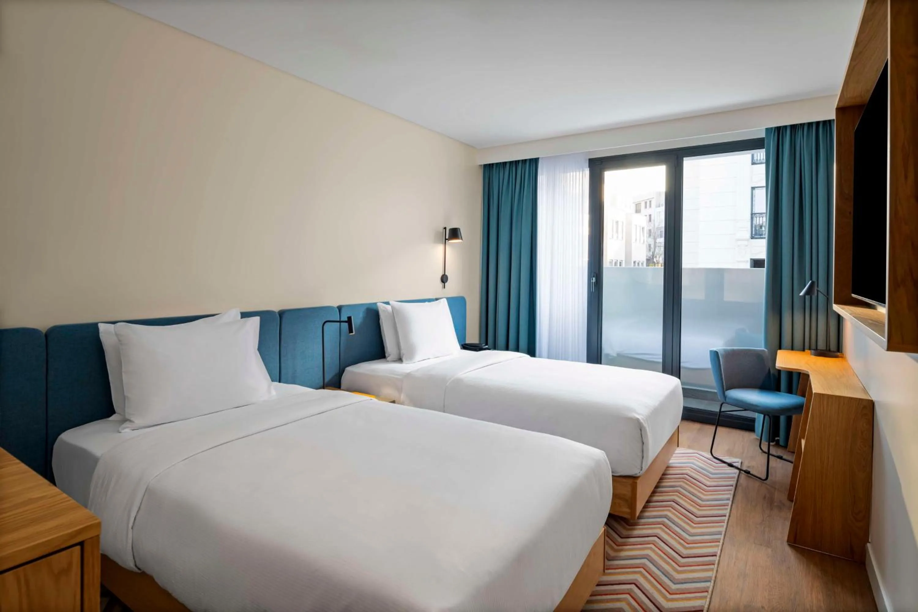 Bedroom, Bed in Hampton By Hilton Istanbul Sirkeci
