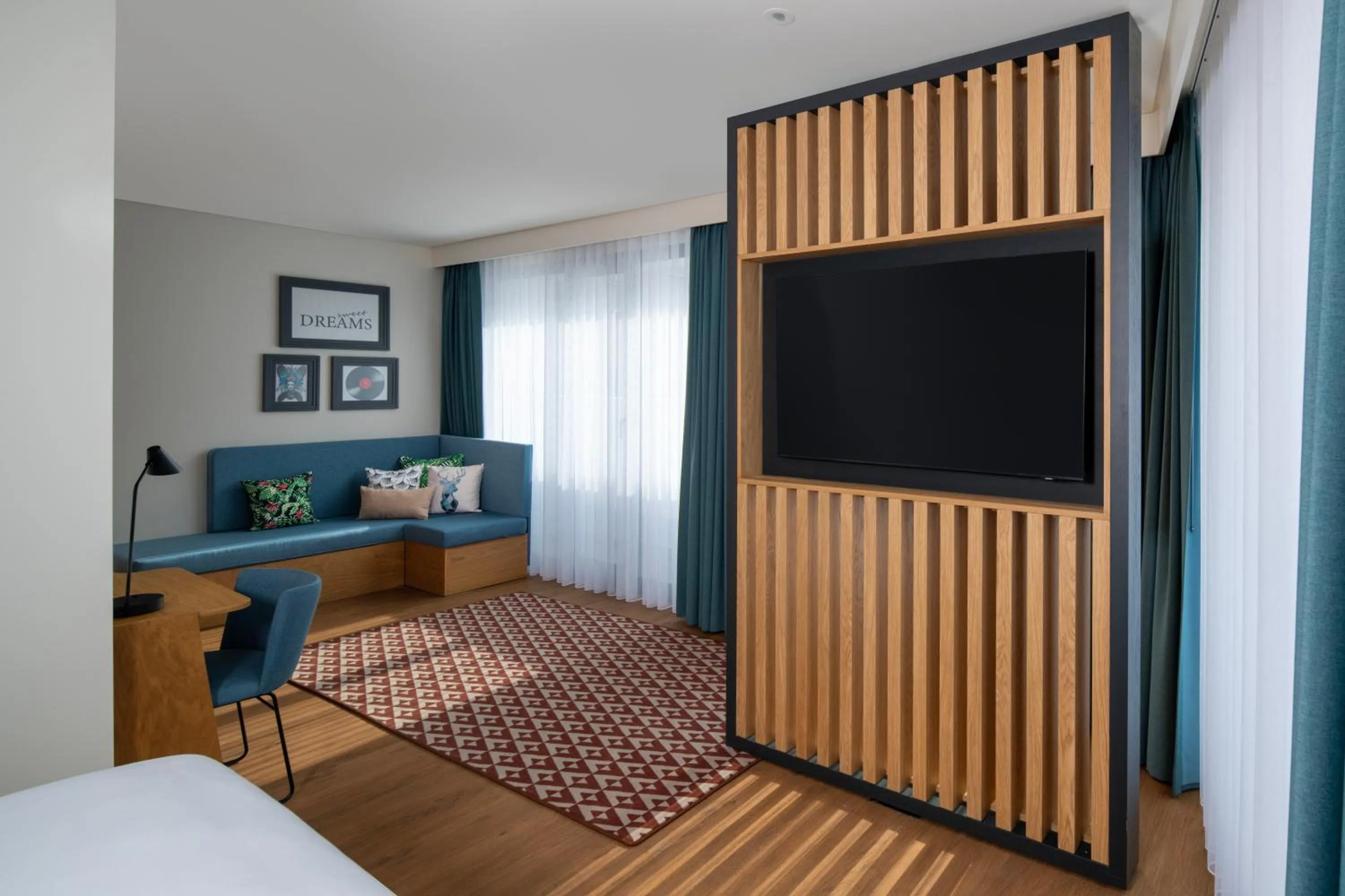 Bed in Hampton By Hilton Istanbul Sirkeci