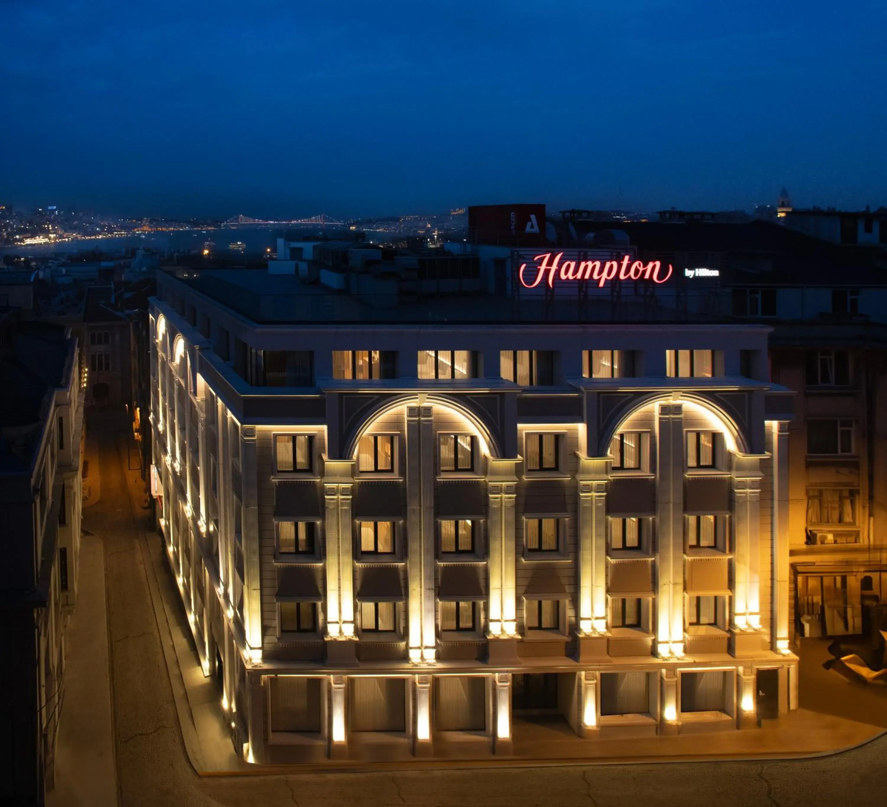 Property building in Hampton By Hilton Istanbul Sirkeci Property building in Hampton By Hilton Istanbul Sirkeci